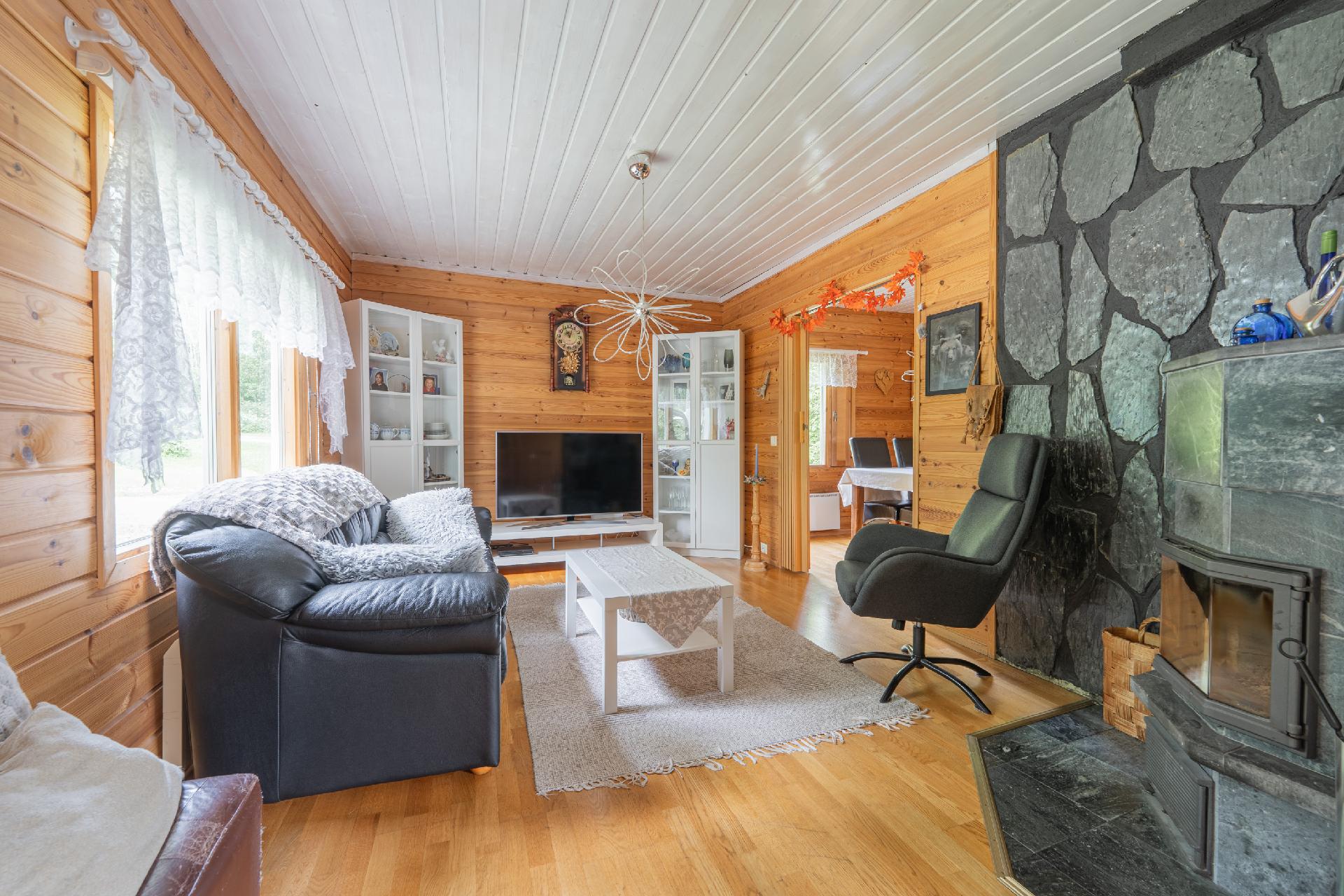 Säyneenjoentie 31, Toivala, Siilinjärvi