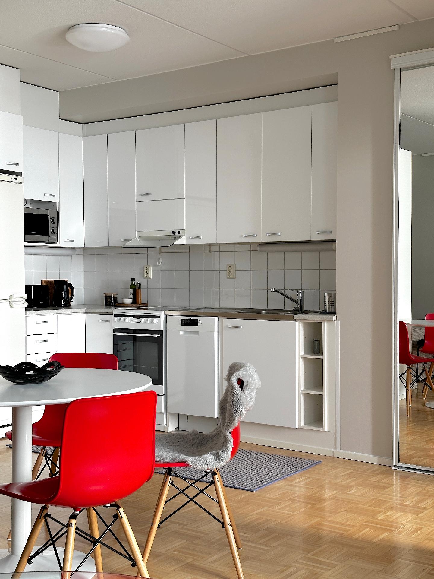 Meritullinraitti 1, Kauppatori, Oulu