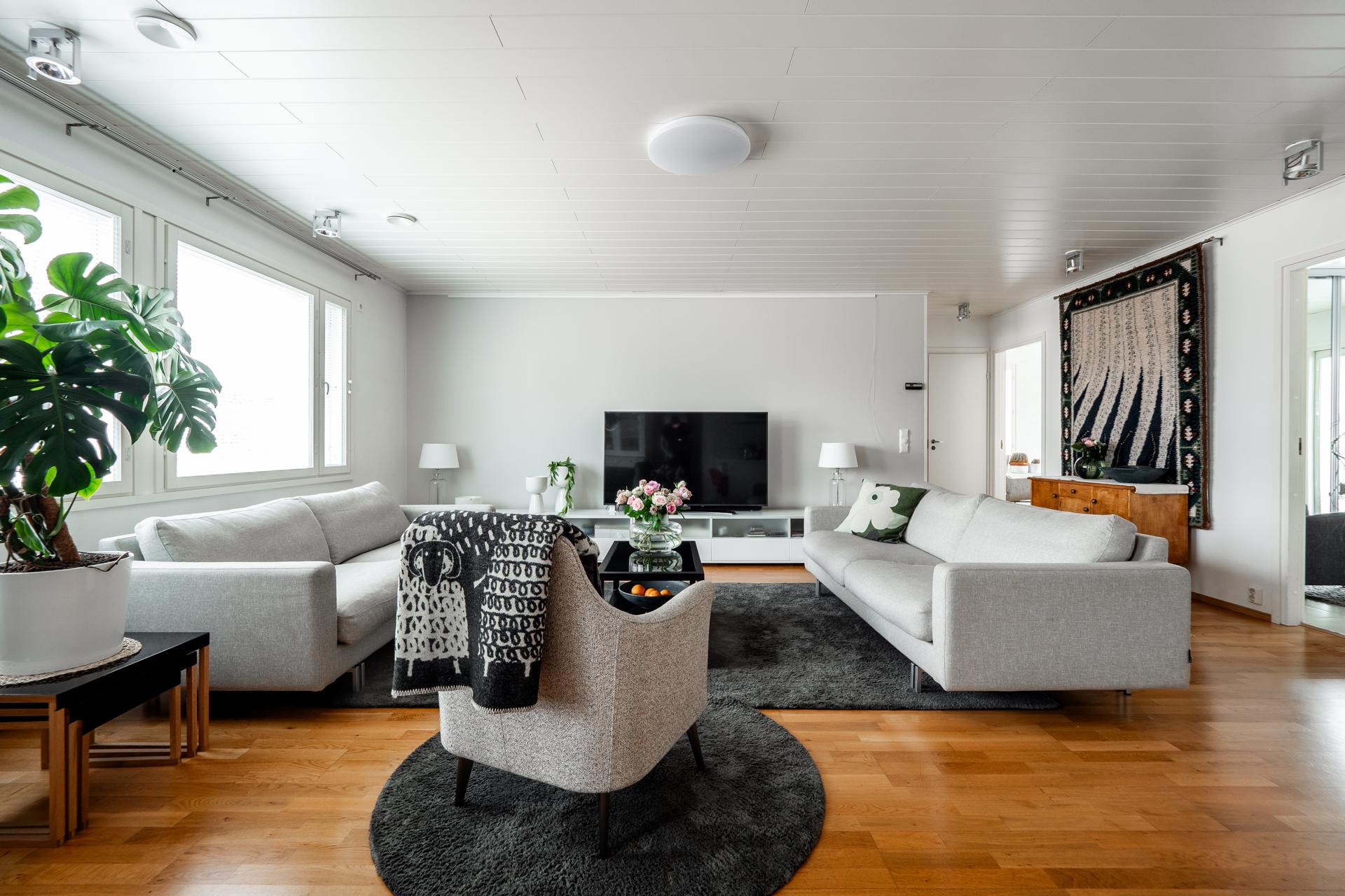 Metsotie 8, Parkkisenkangas, Oulu