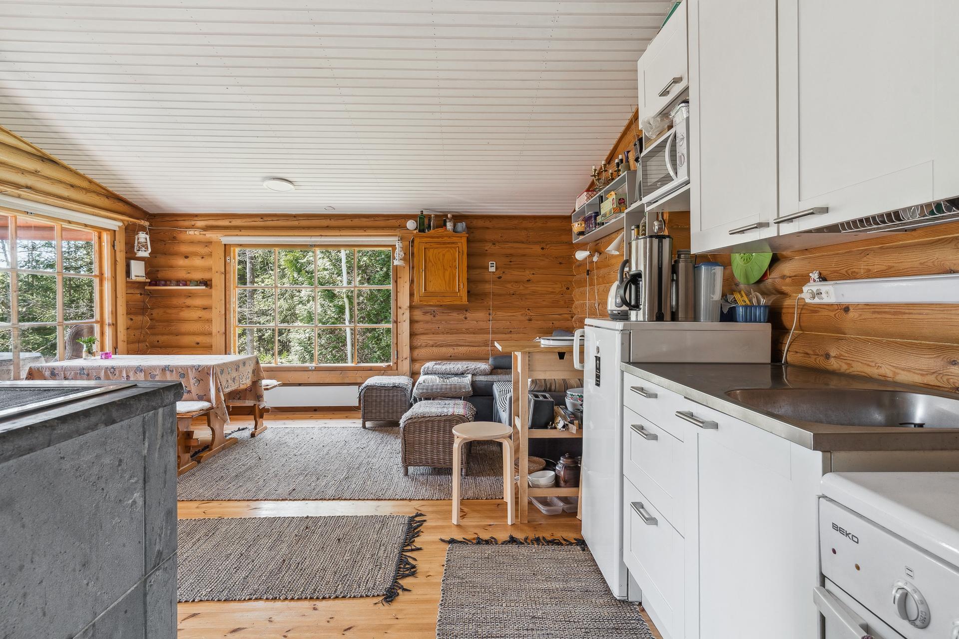 Jokirinne 13, Hallila, Myrskylä