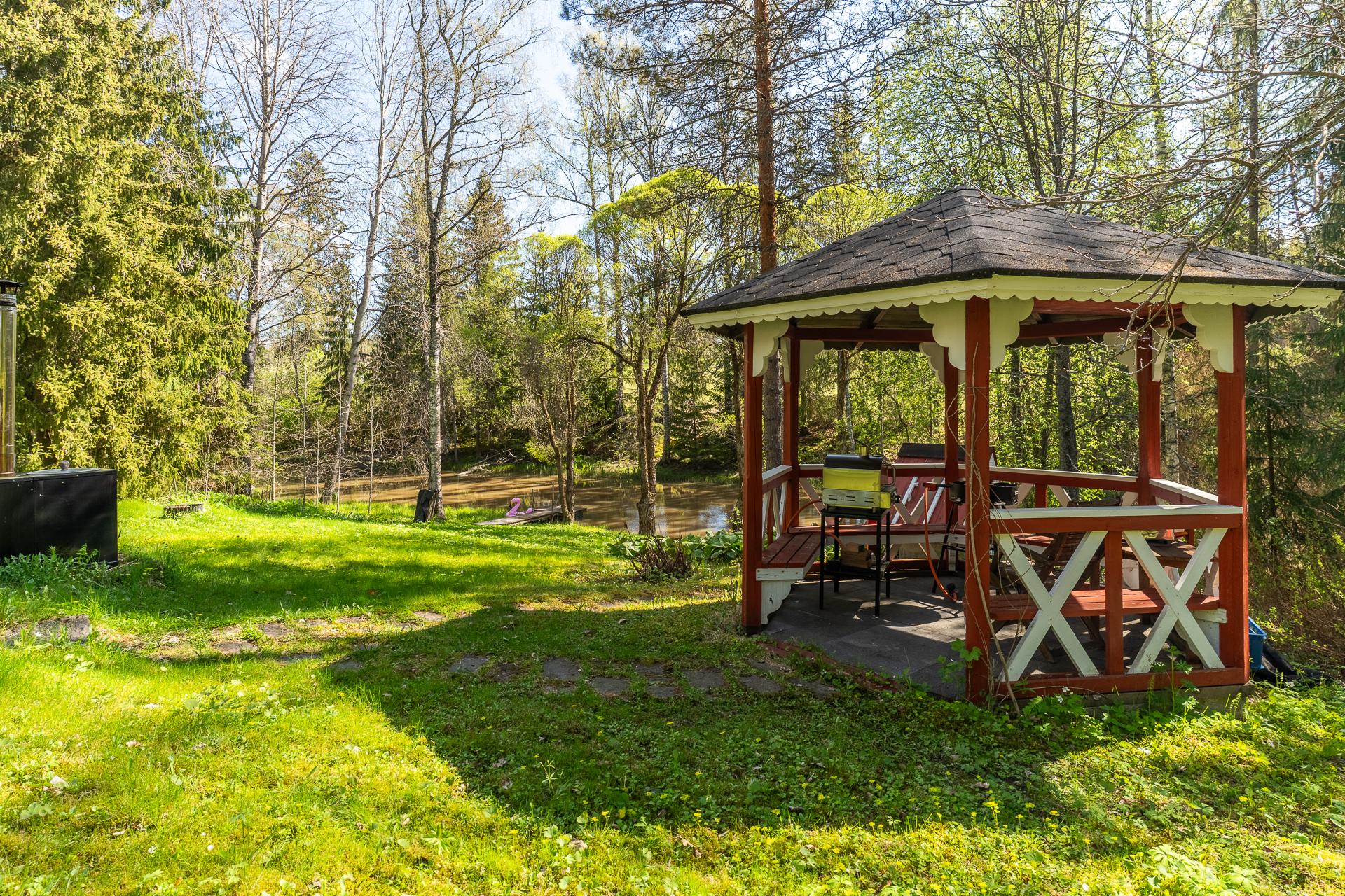 Jokirinne 13, Hallila, Myrskylä