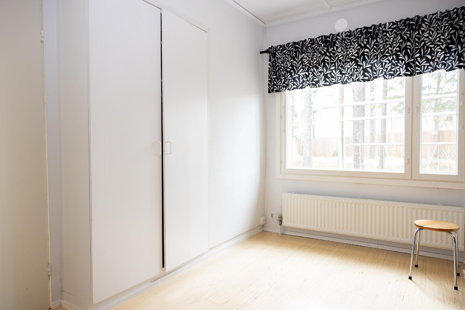 Karhunpolku 11, Palokangas, Kajaani