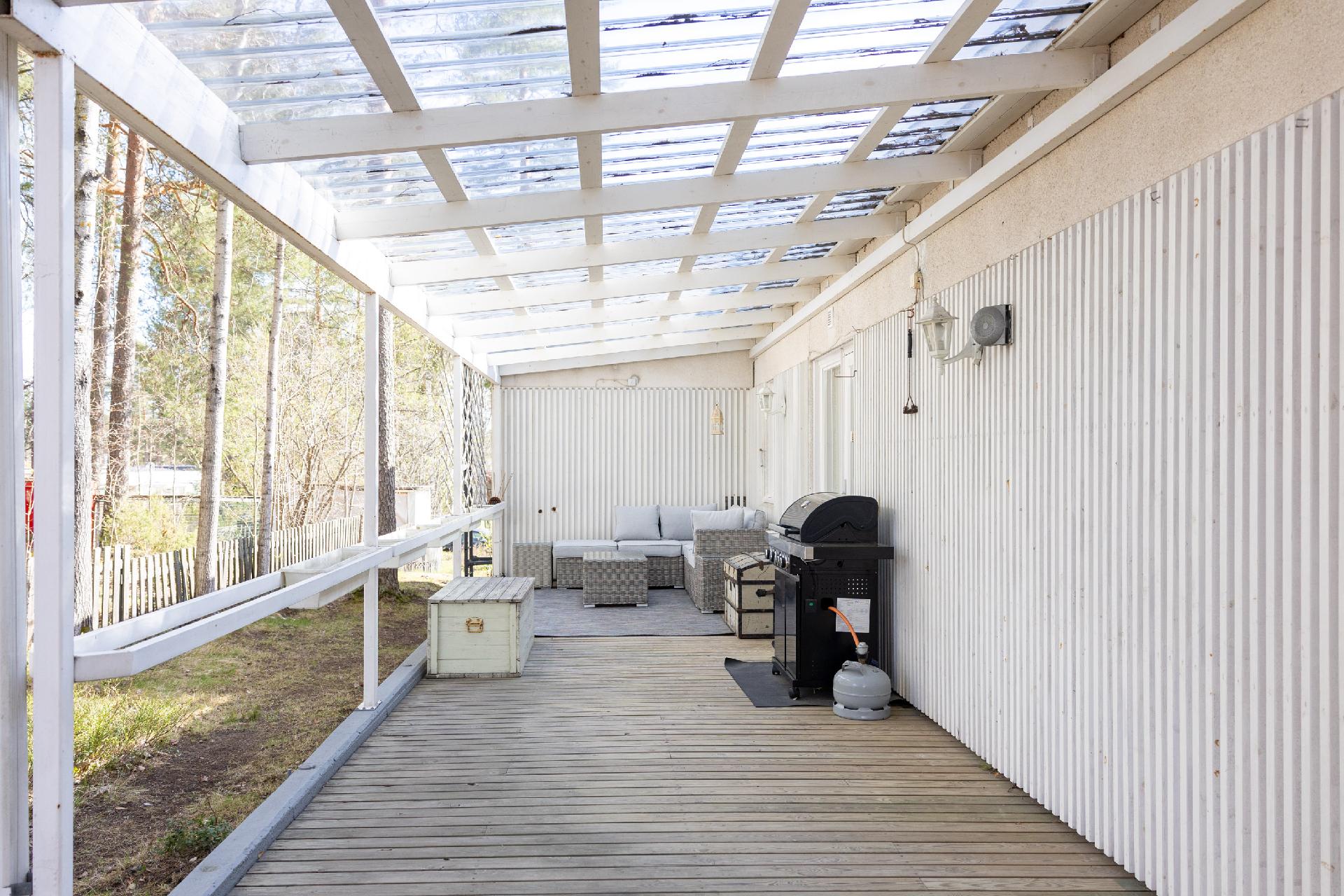 Karhunpolku 11, Palokangas, Kajaani