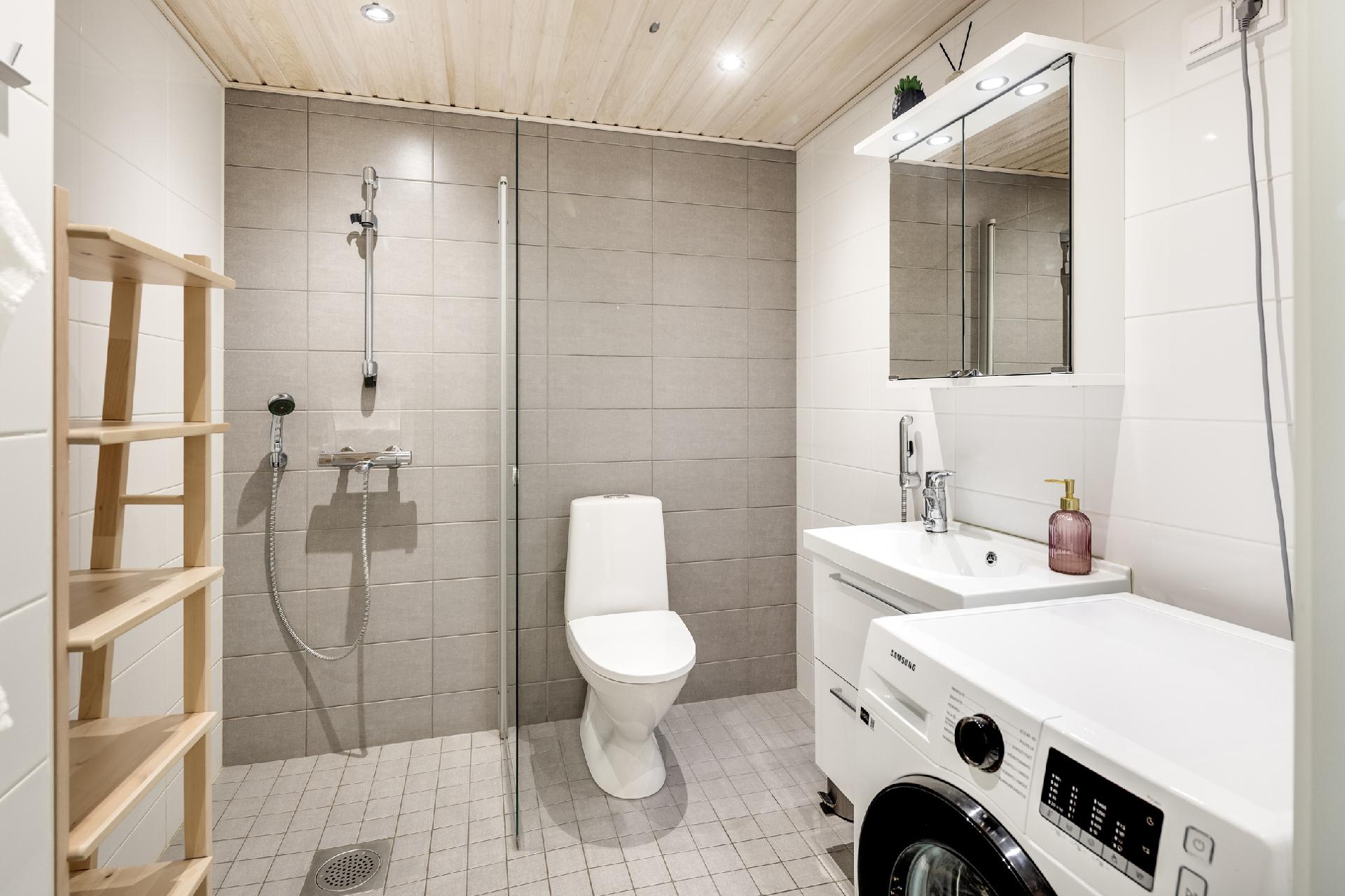 Mesikukantie 10, Koivuhaka, Vantaa