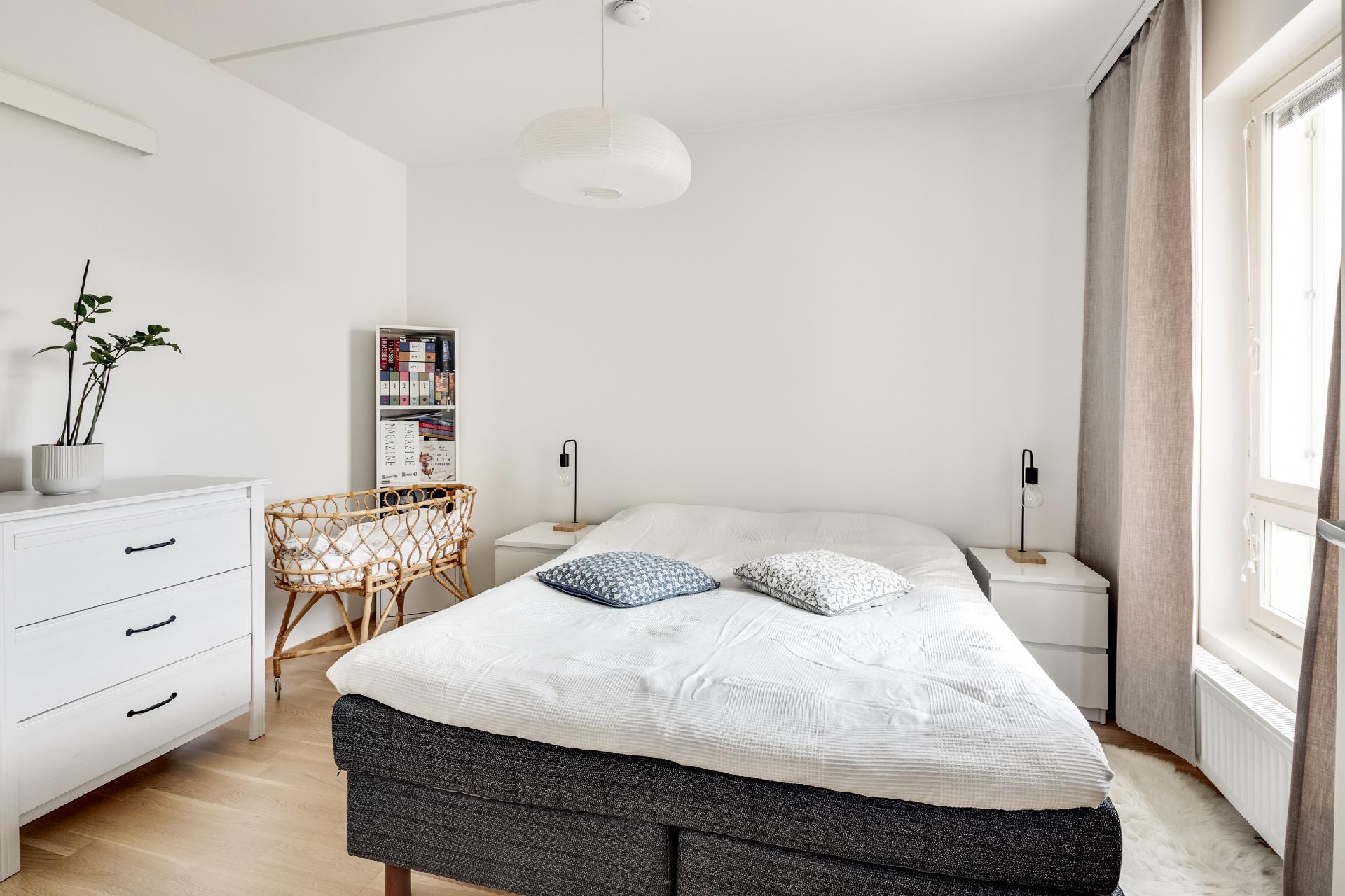 Mesikukantie 10, Koivuhaka, Vantaa