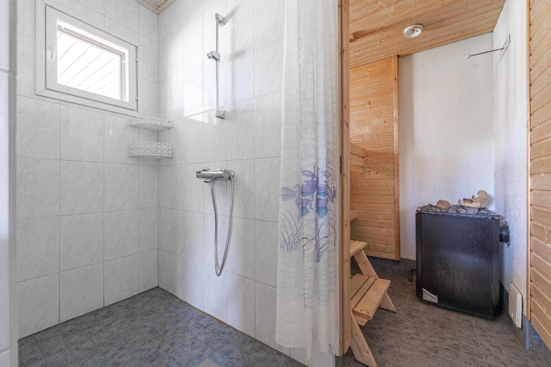 Ukonlahdentie 147, Vehmersalmi, Kuopio