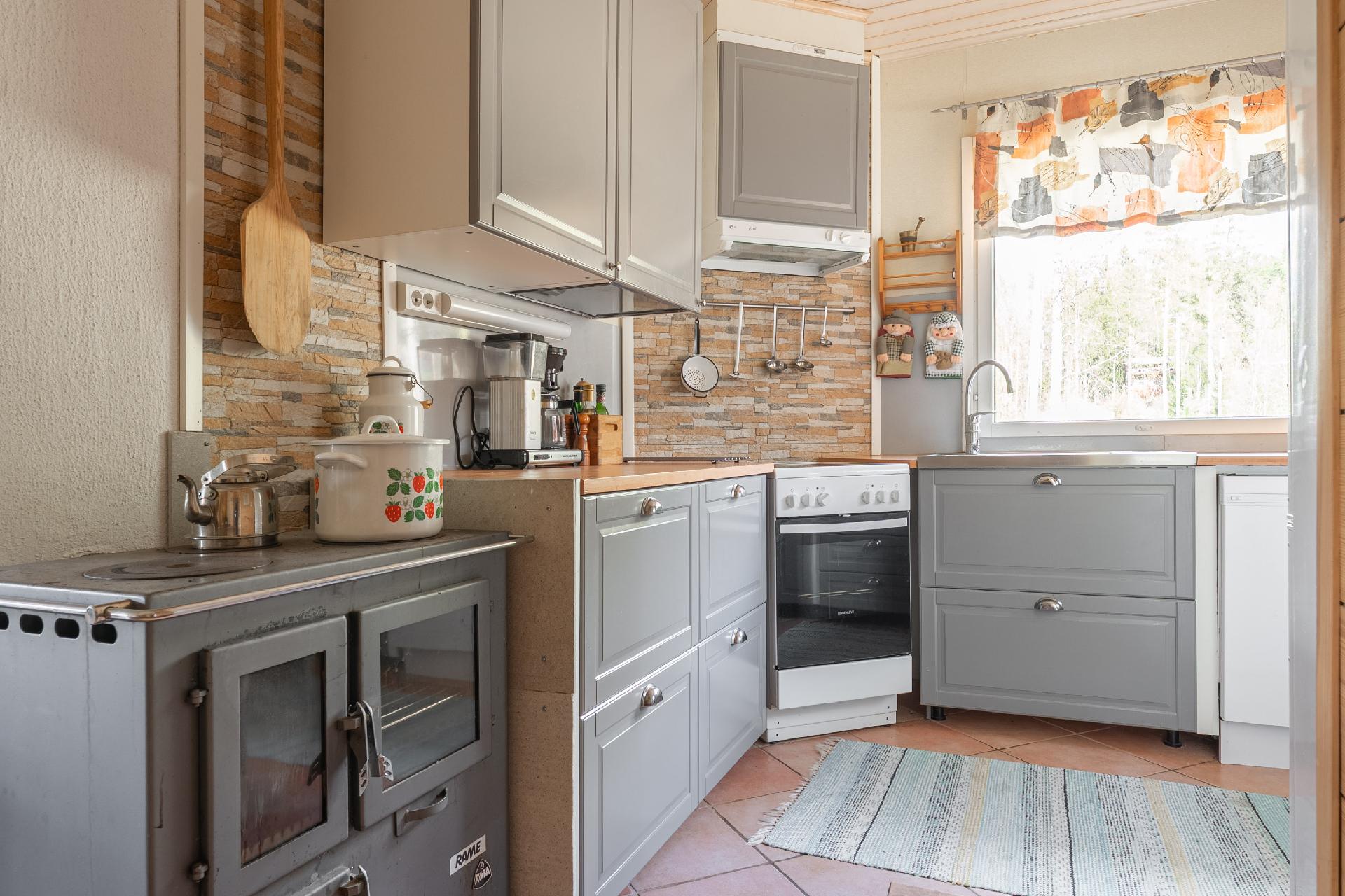 Ukonlahdentie 147, Vehmersalmi, Kuopio