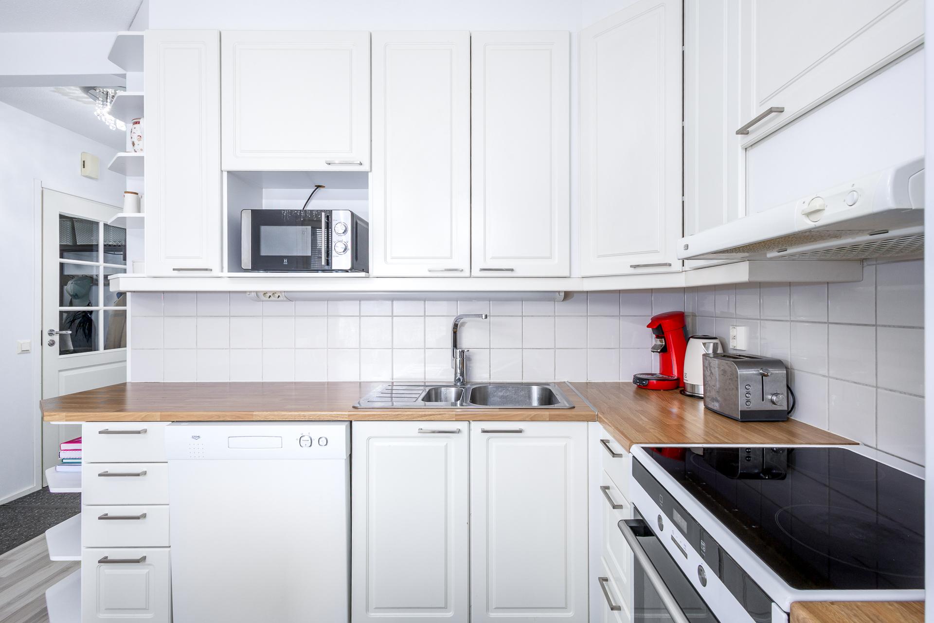 keittiön kaapistoja 