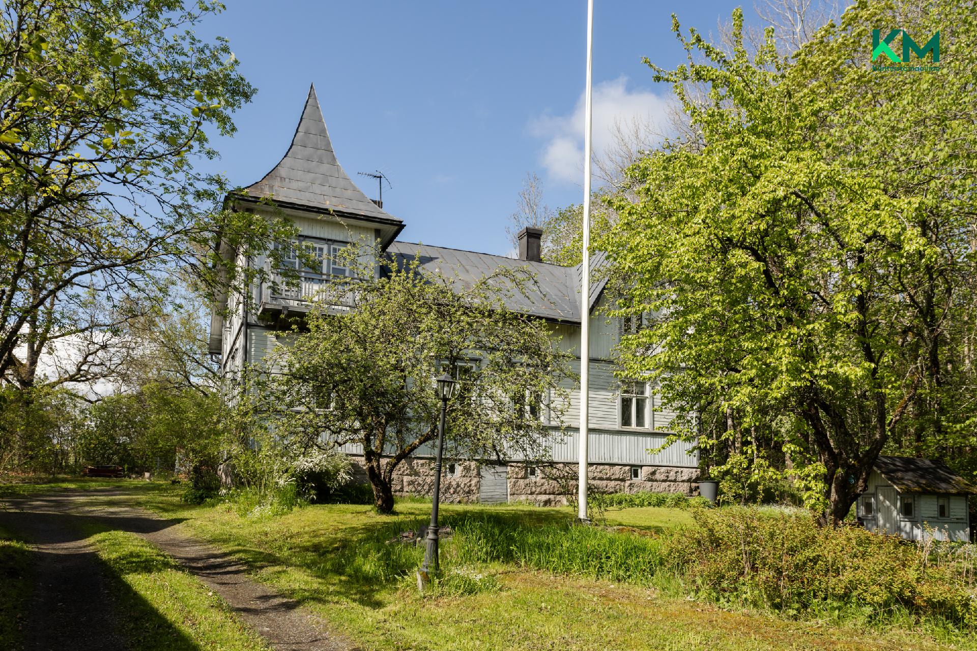 Hadvalantie 7, Piikkiö, Kaarina