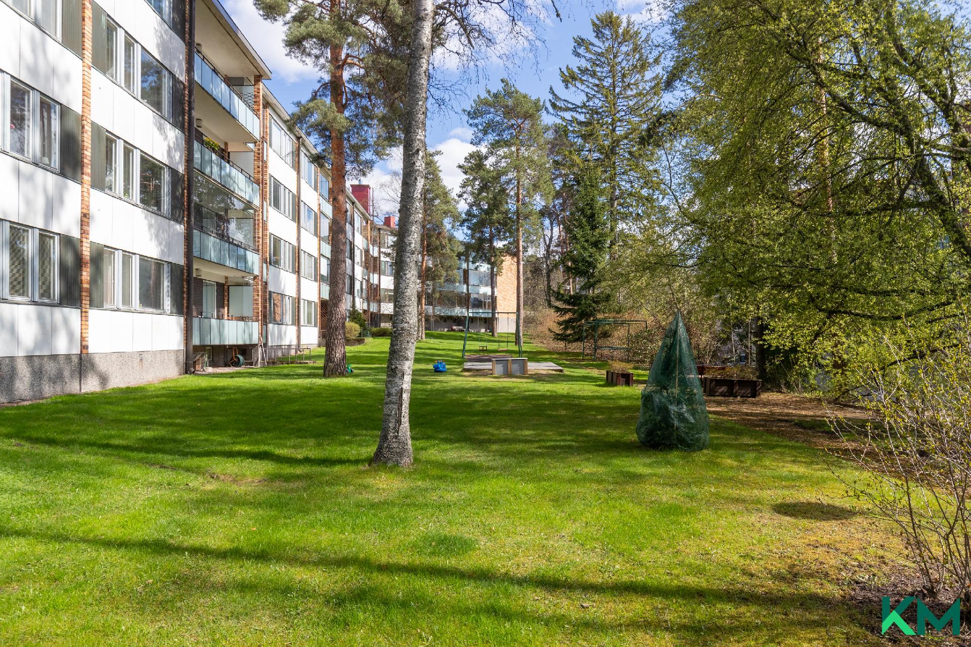 Isonnevantie 26, Etelä-Haaga, Helsinki