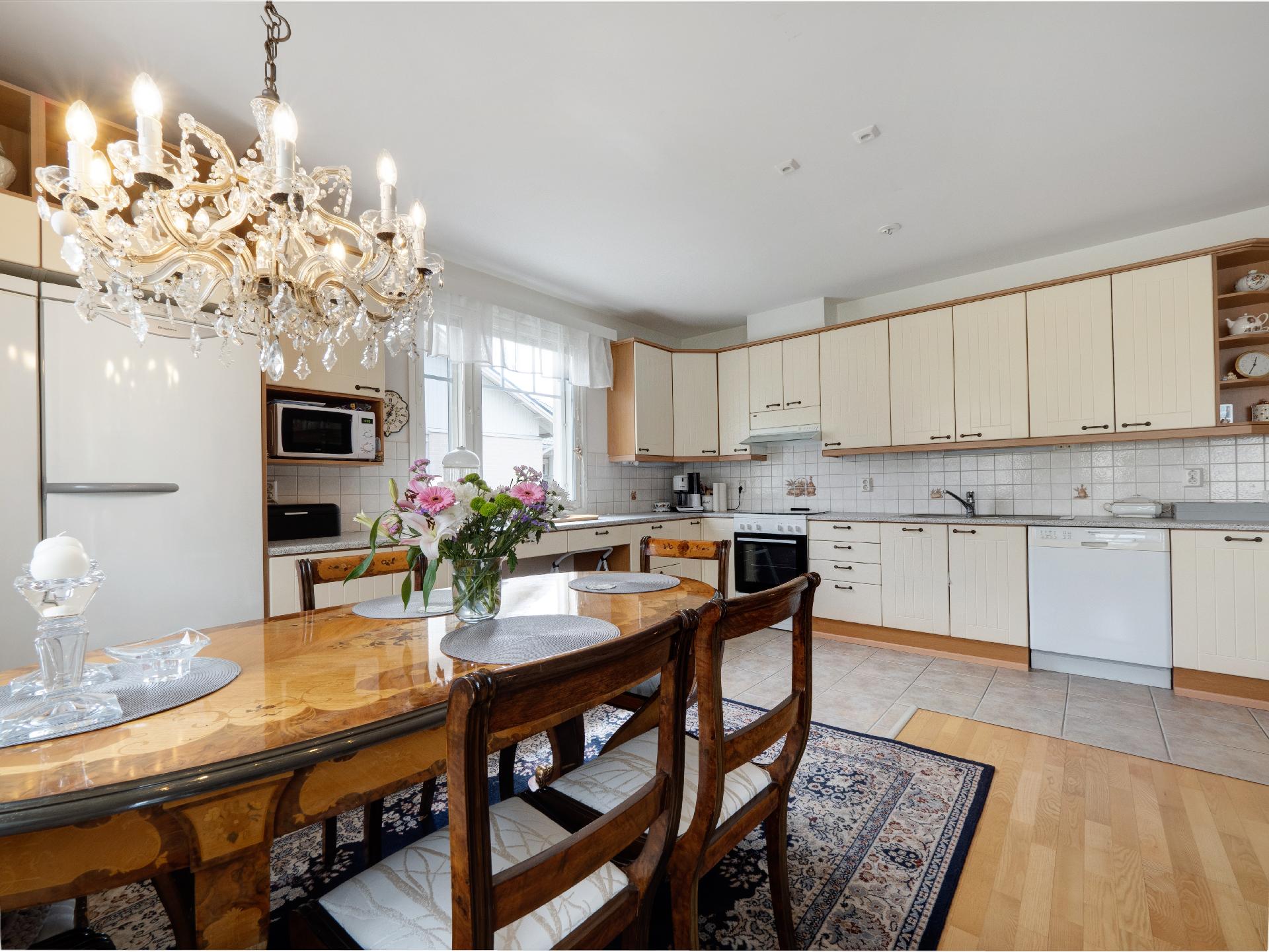 Kaukoputkentie 12, Utra, Joensuu