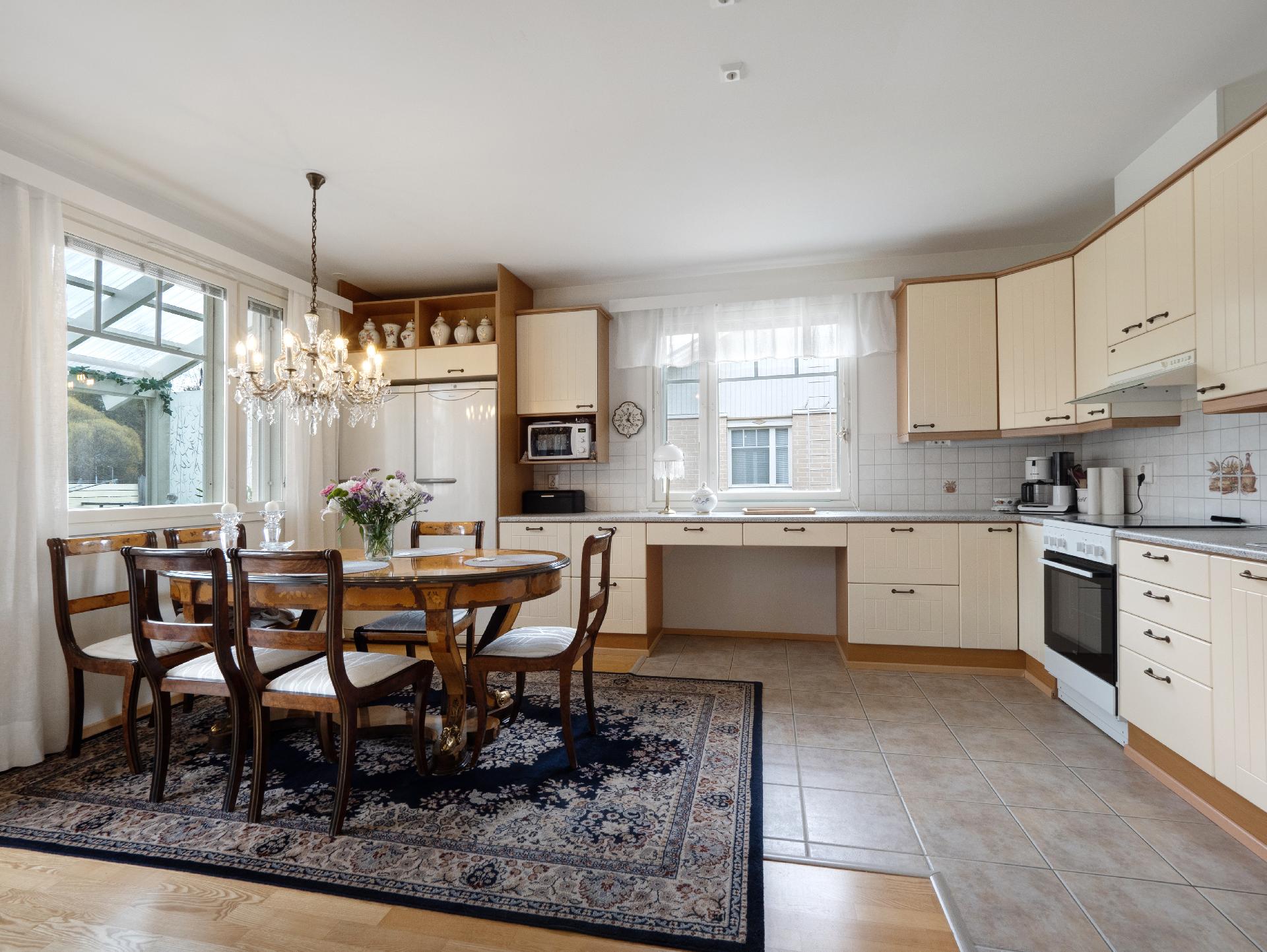 Kaukoputkentie 12, Utra, Joensuu