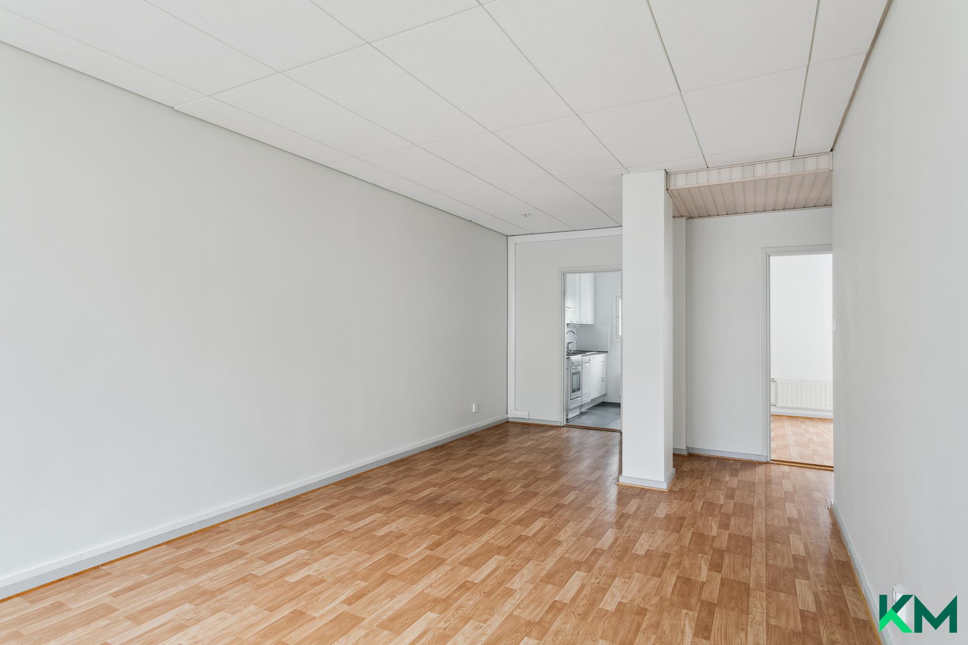 Olohuone ja ruokailutila