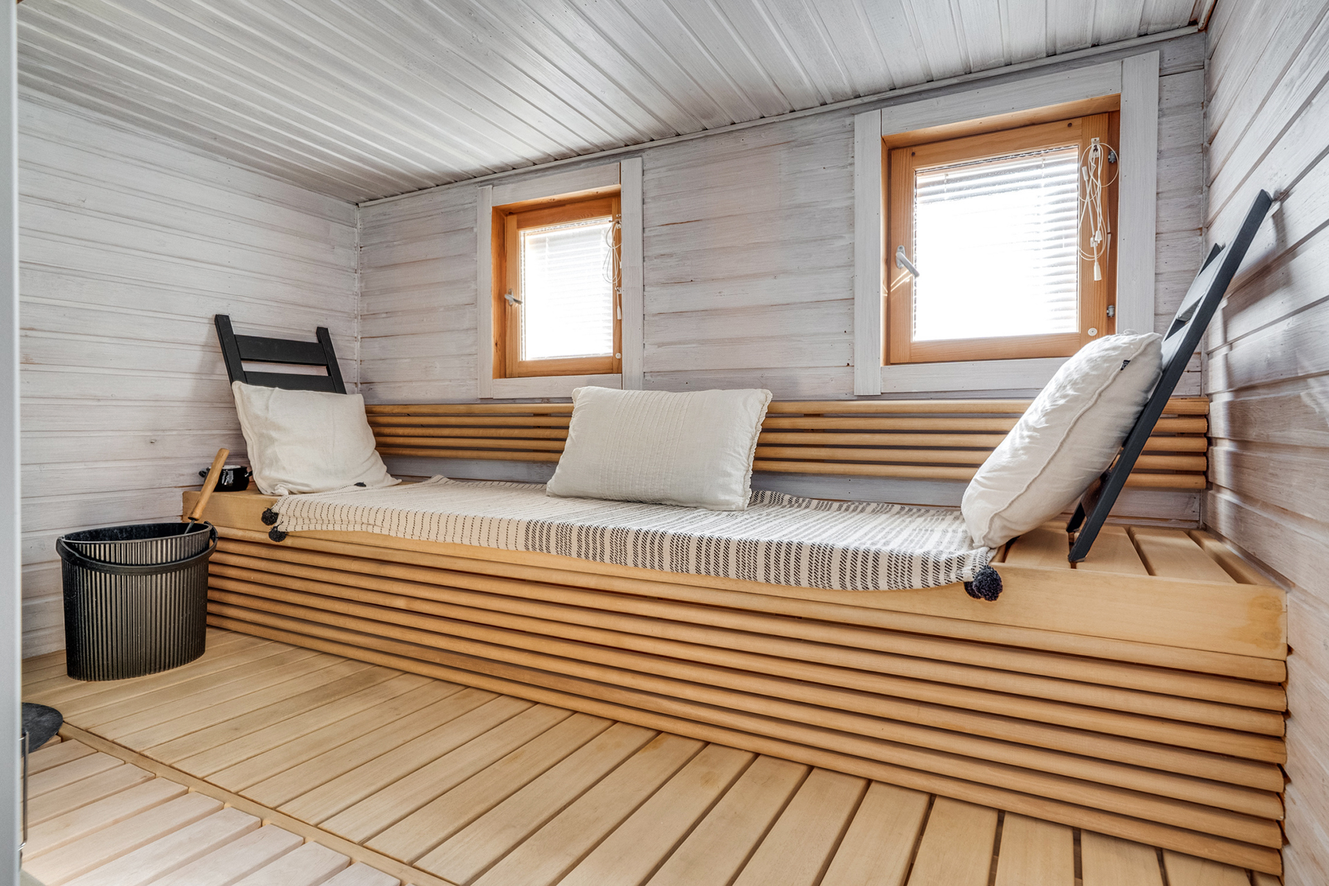 Tunnelmallinen sauna