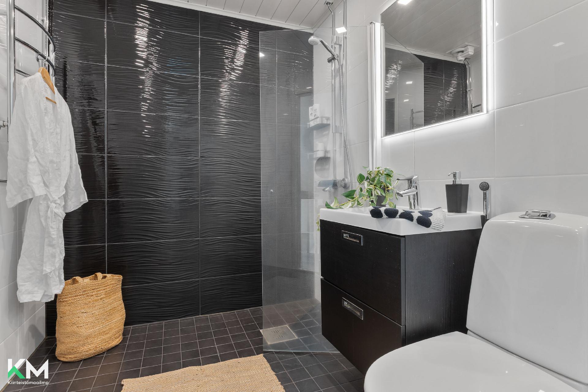 Uotilankatu 24, Riihelä, Lahti