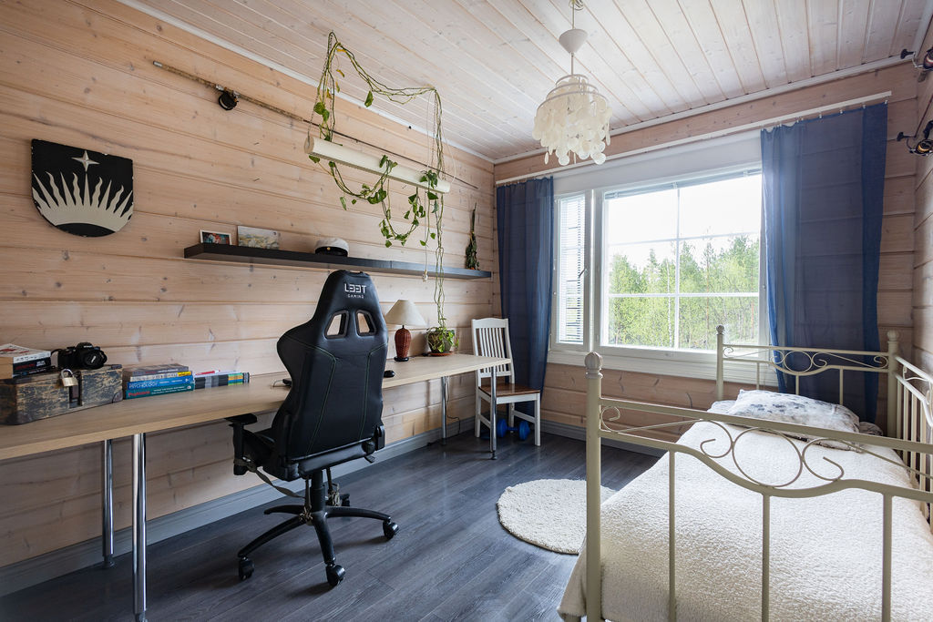 Pasijoentie 13, Karigasniemi