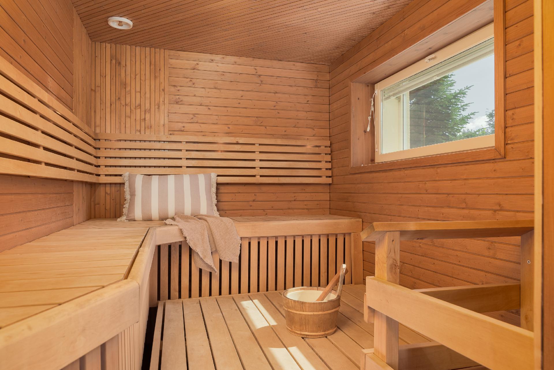 Päärakennuksen sauna