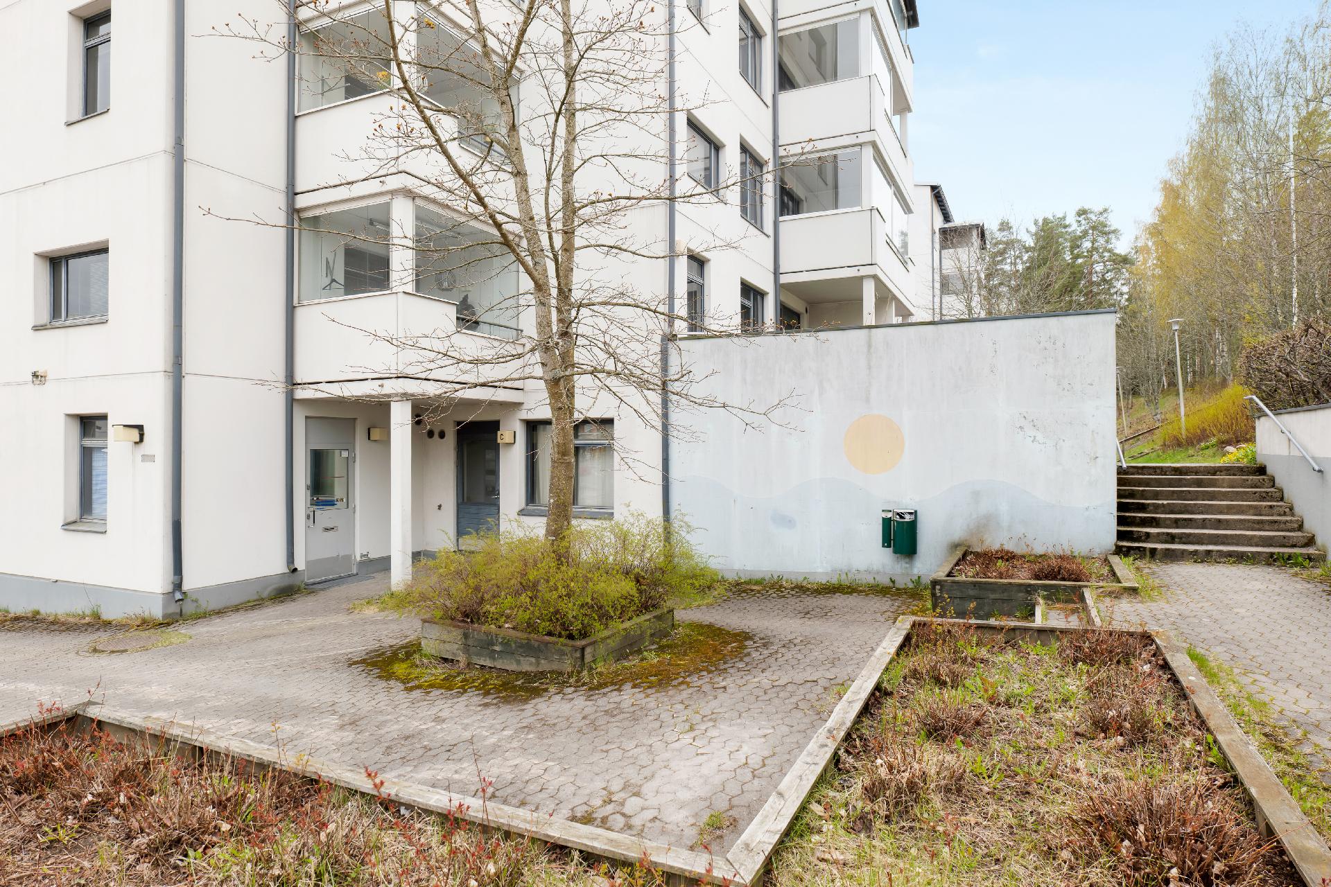 Meri-Rastilan tie 3, Vuosaari, Helsinki