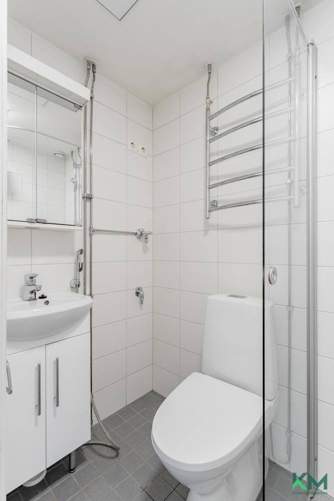 KPH ( kapea kone mahtuu )