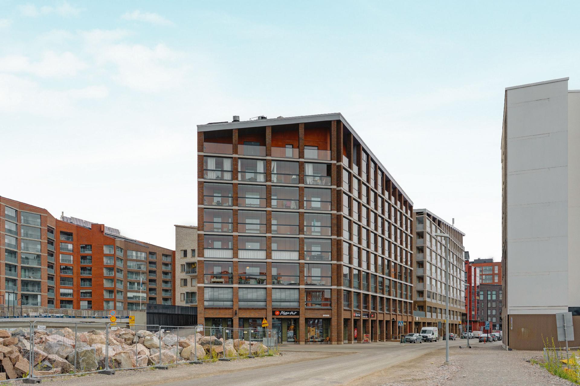 Rullakkokatu 3, Postipuisto, Helsinki