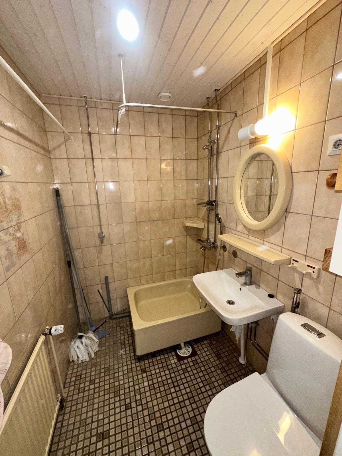 Laivalinnankatu 5-7, Leunanmäki, Varkaus