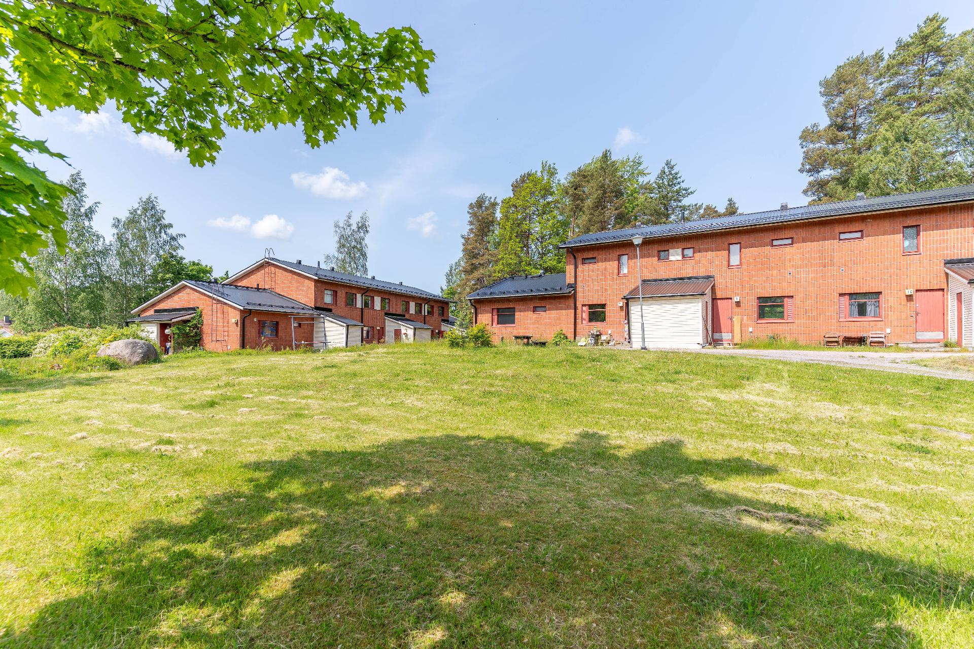 Peltoniementie 1, Nummela, Vihti