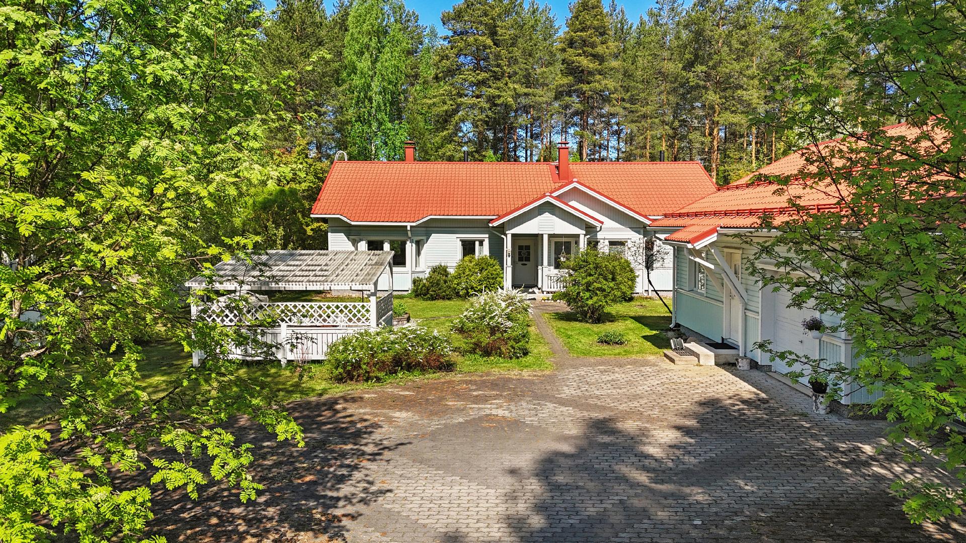 Valovuodentie 6, Utra, Joensuu