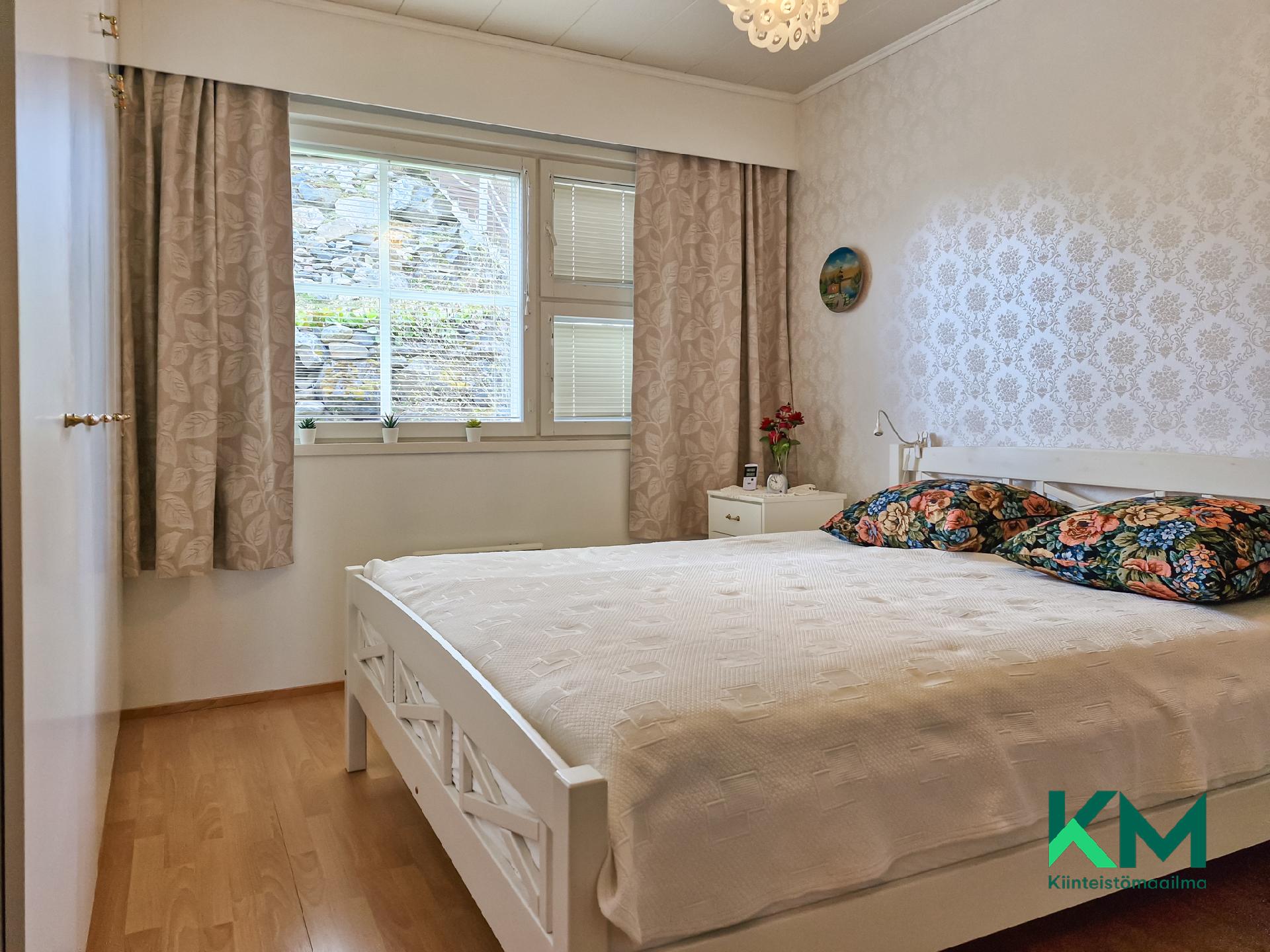 Pääskyniementie 16, Pääskyniemi, Savonlinna