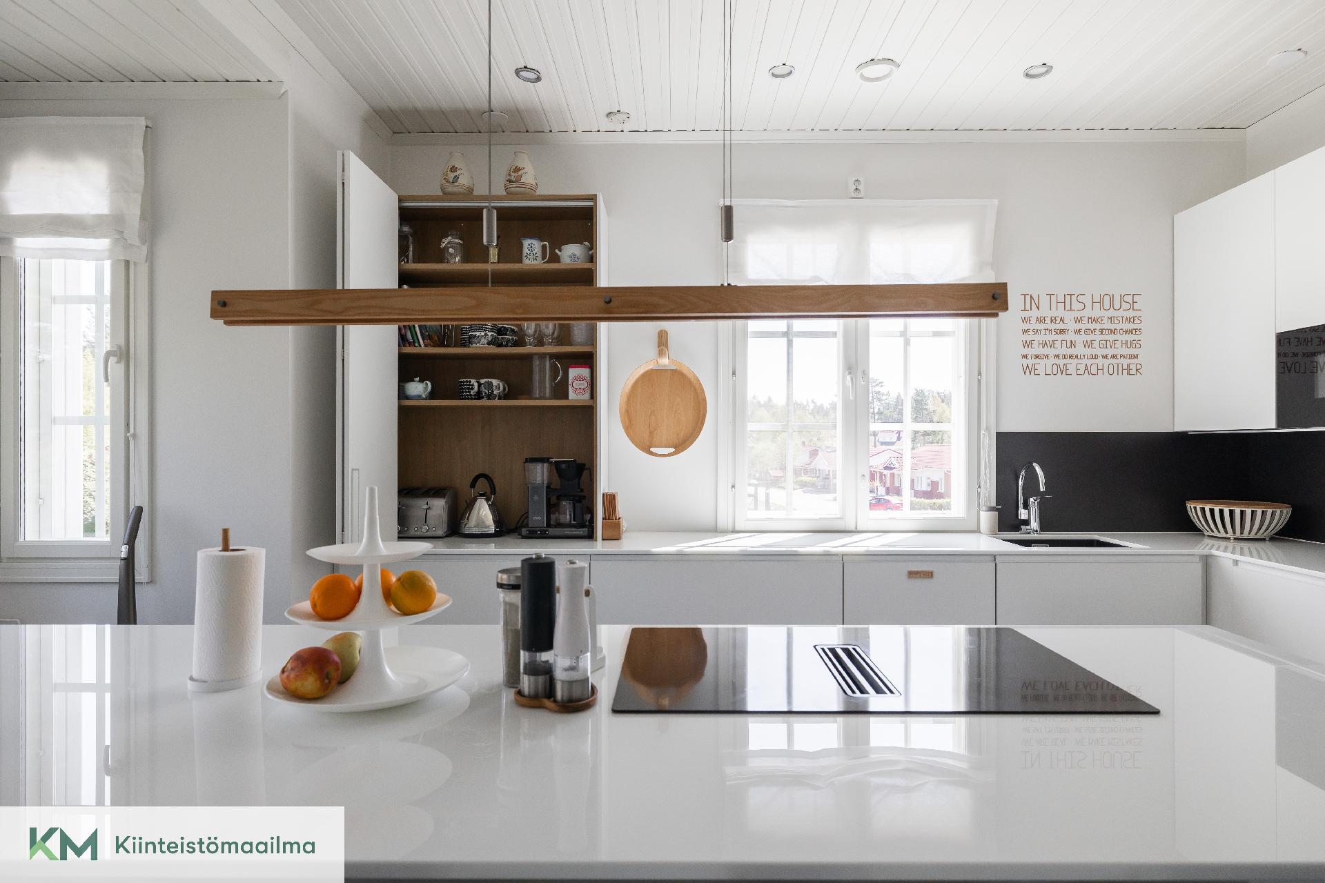 Uuspellonrinne 5, Mussalo, Kotka