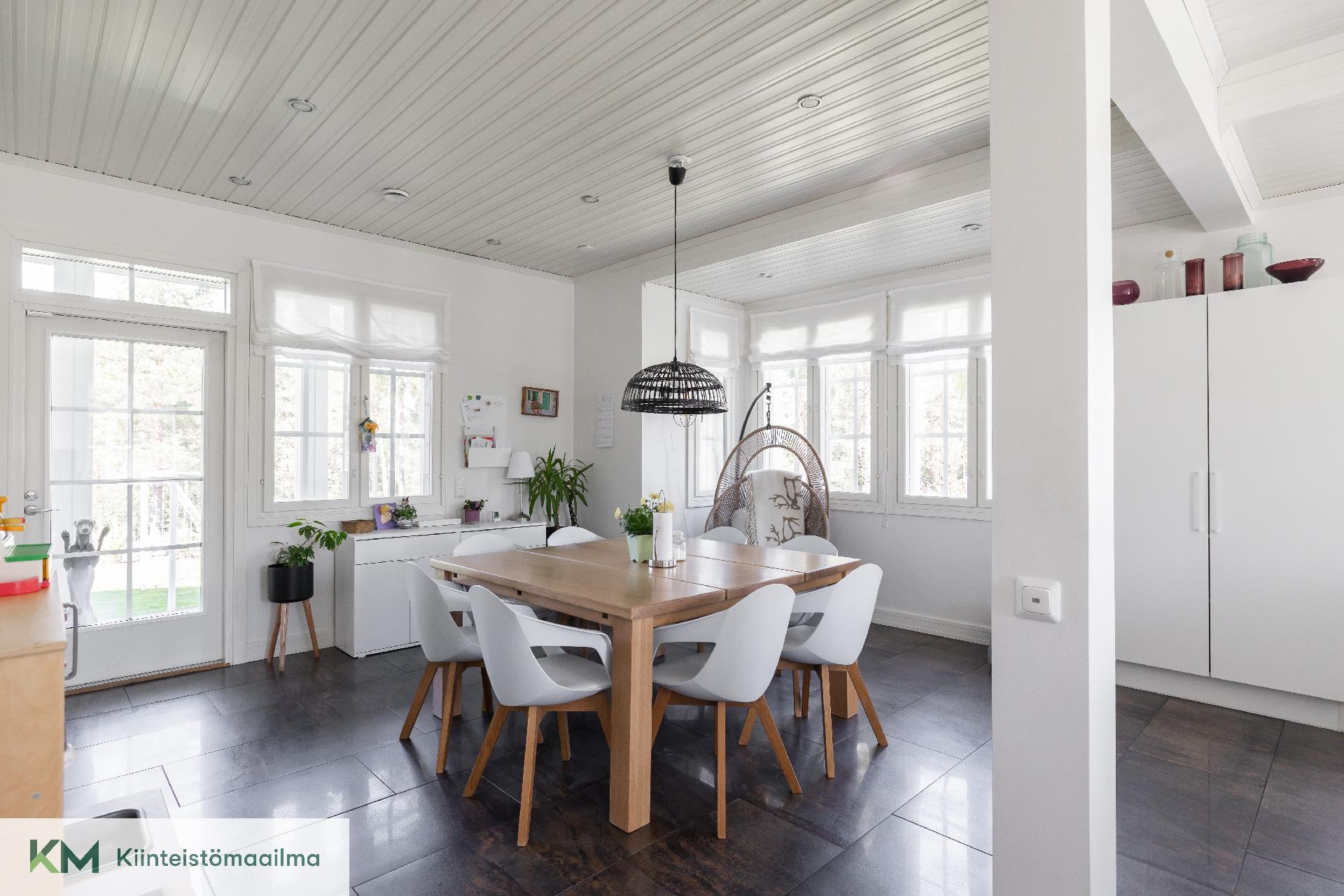 Uuspellonrinne 5, Mussalo, Kotka