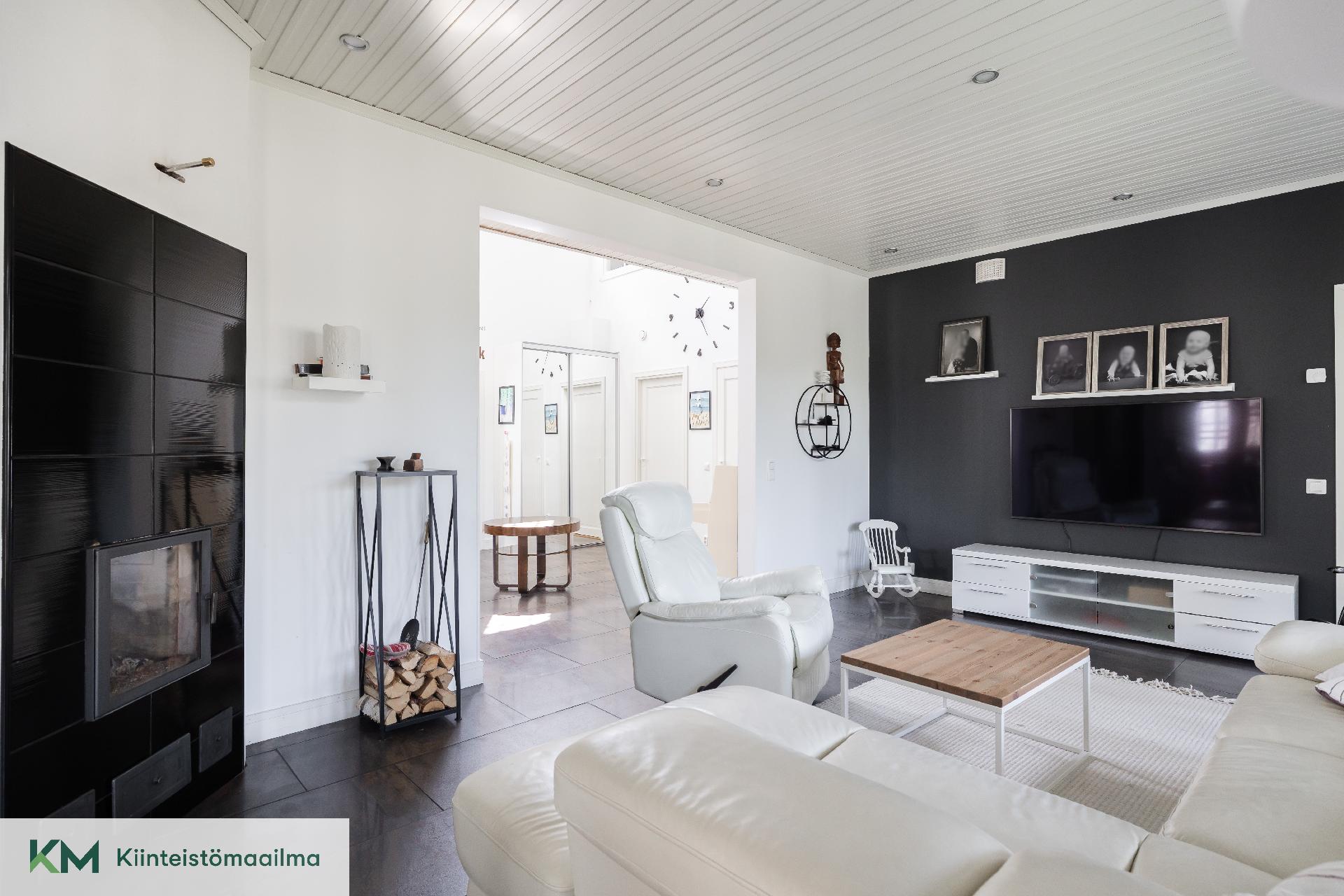 Uuspellonrinne 5, Mussalo, Kotka