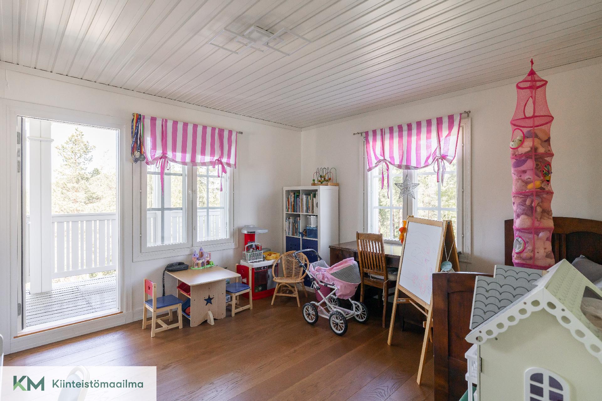 Uuspellonrinne 5, Mussalo, Kotka