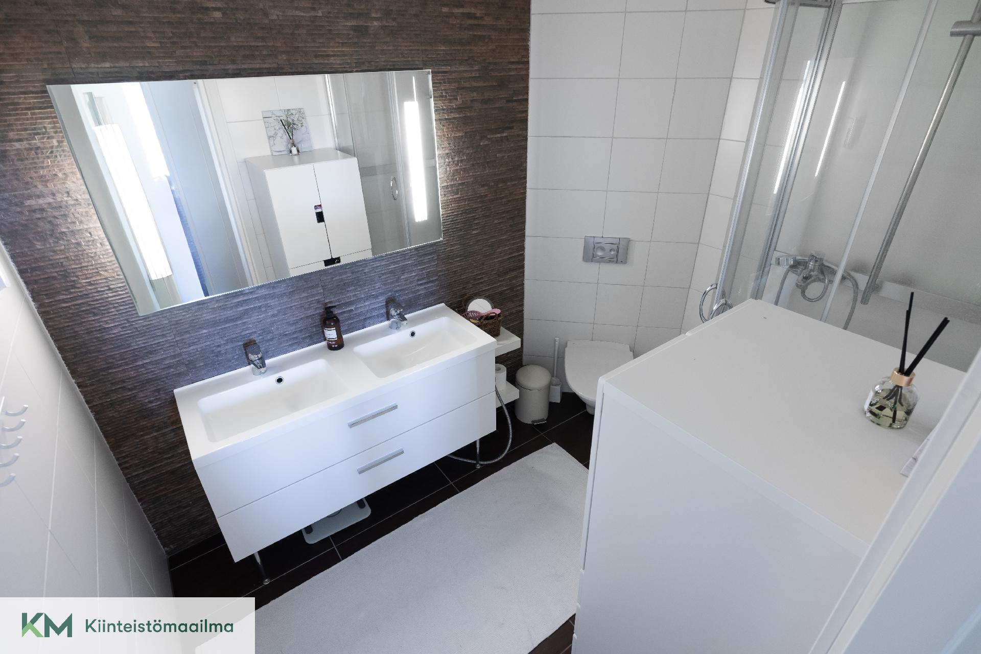 Uuspellonrinne 5, Mussalo, Kotka