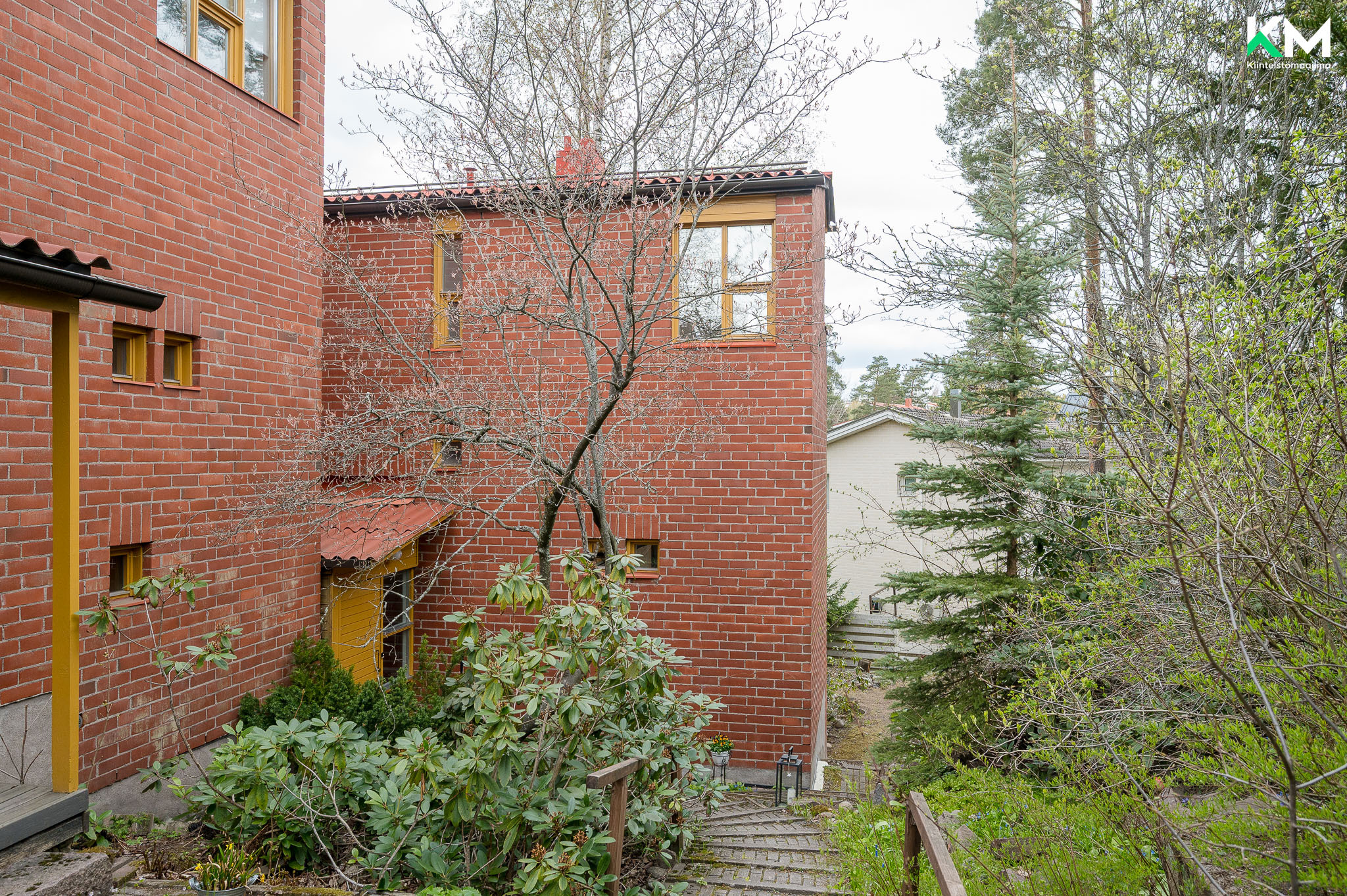 Aamuyöntie 11, Olari, Espoo