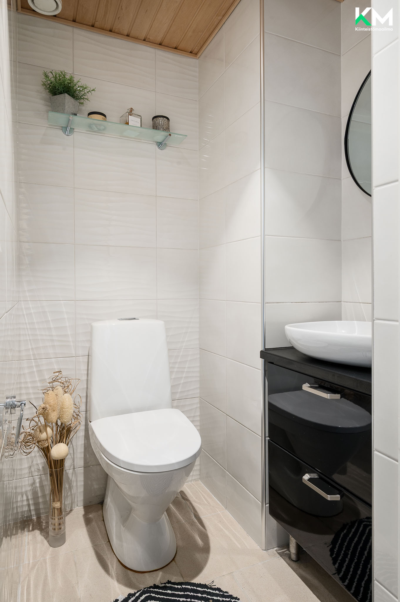Sisääntulokerroksen erill.wc