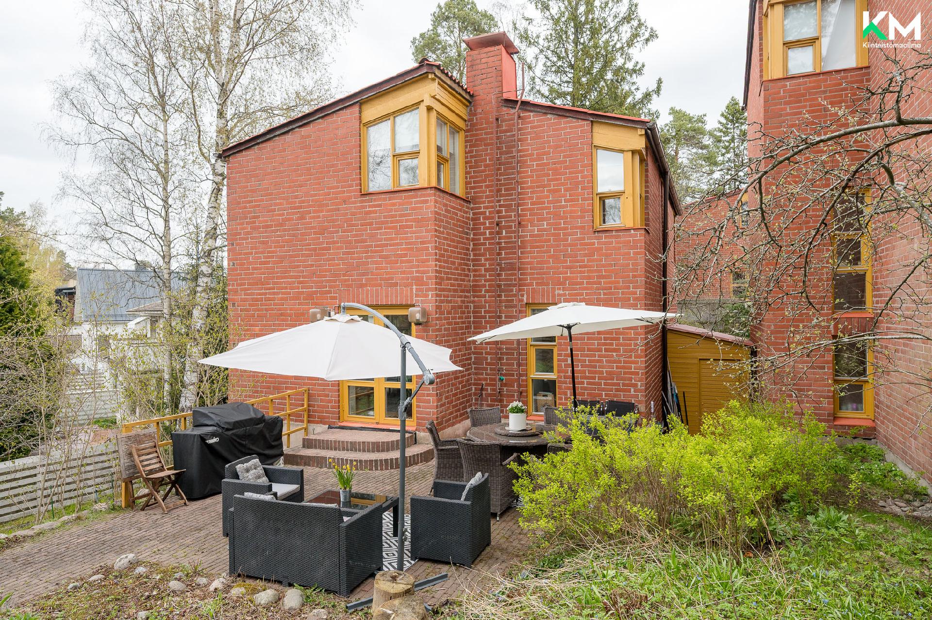 Aamuyöntie 11, Olari, Espoo