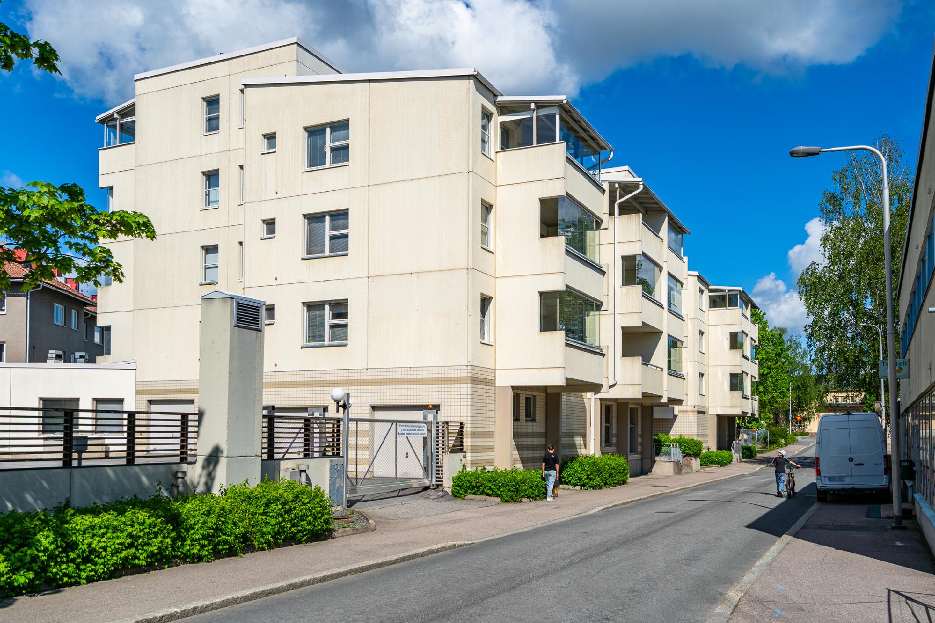 Seurahuoneenkatu 1-5, Keskusta, Valkeakoski