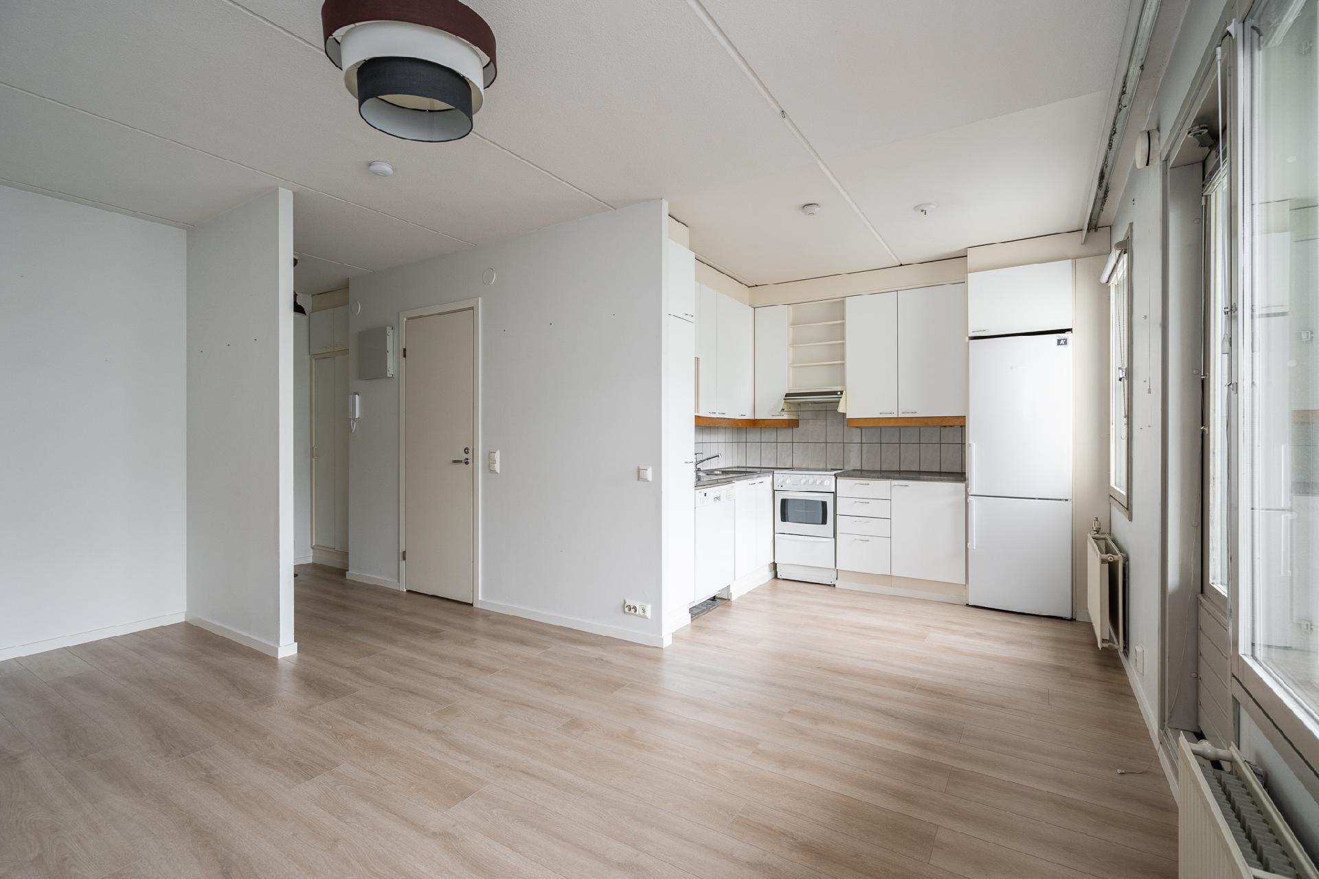 Olohuone / keittokomero