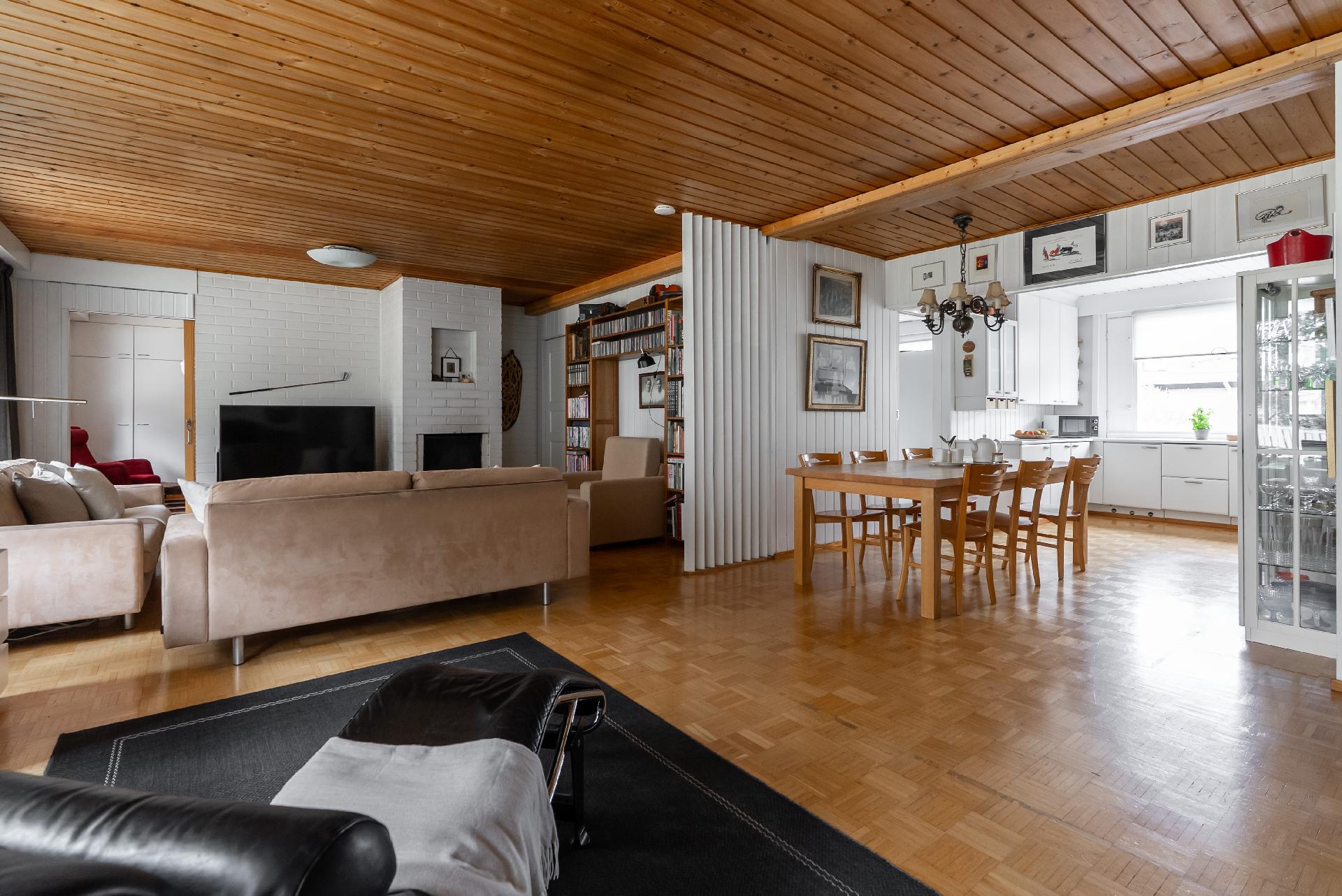 Pihatie 21, Kirkkokangas, Oulu