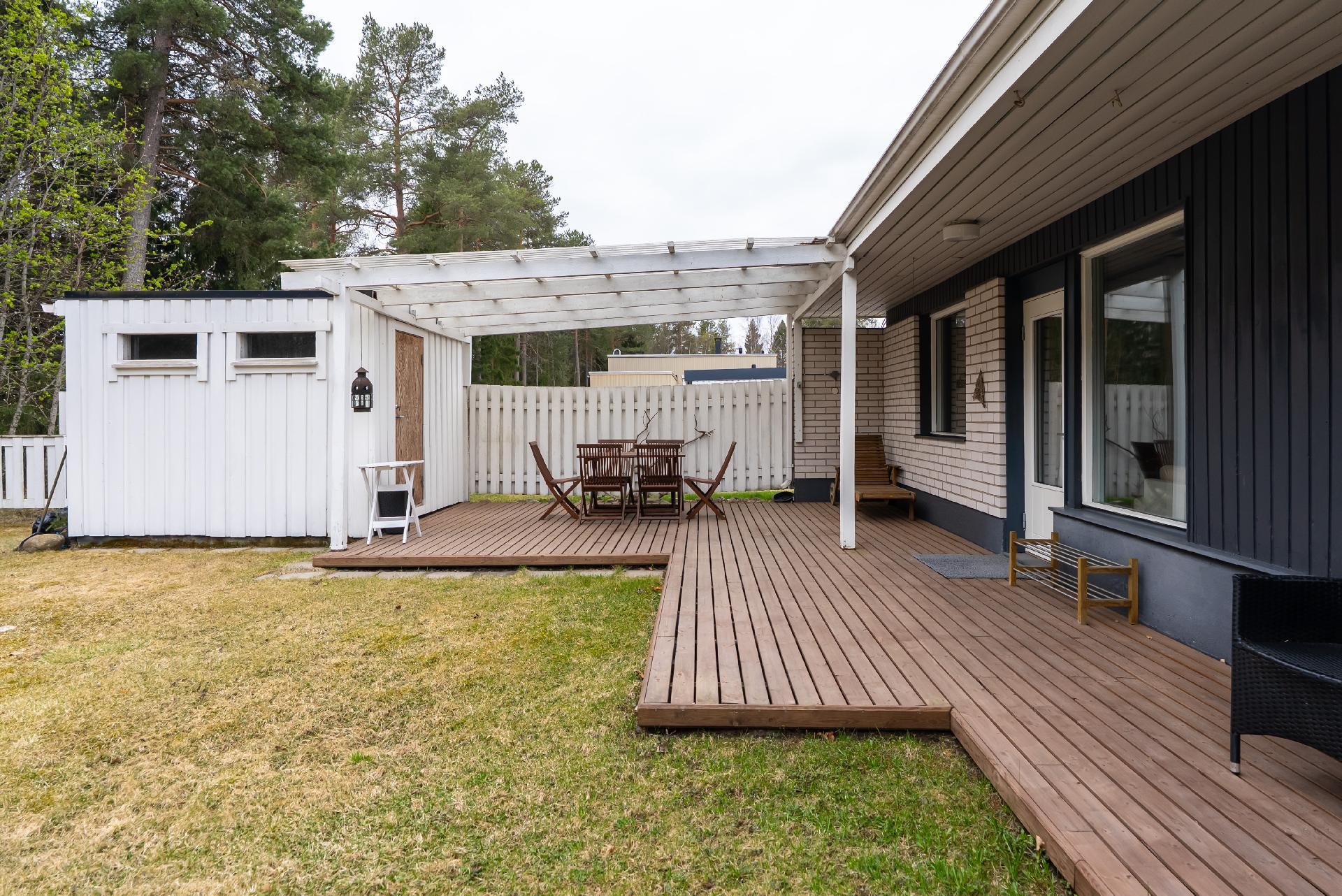 Pihatie 21, Kirkkokangas, Oulu