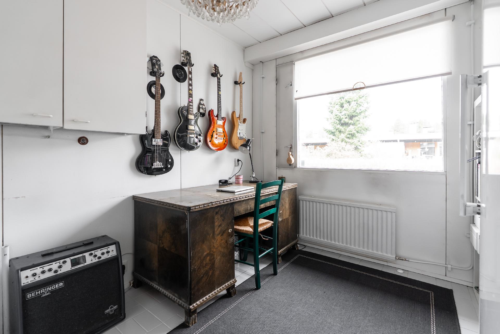 Pihatie 21, Kirkkokangas, Oulu