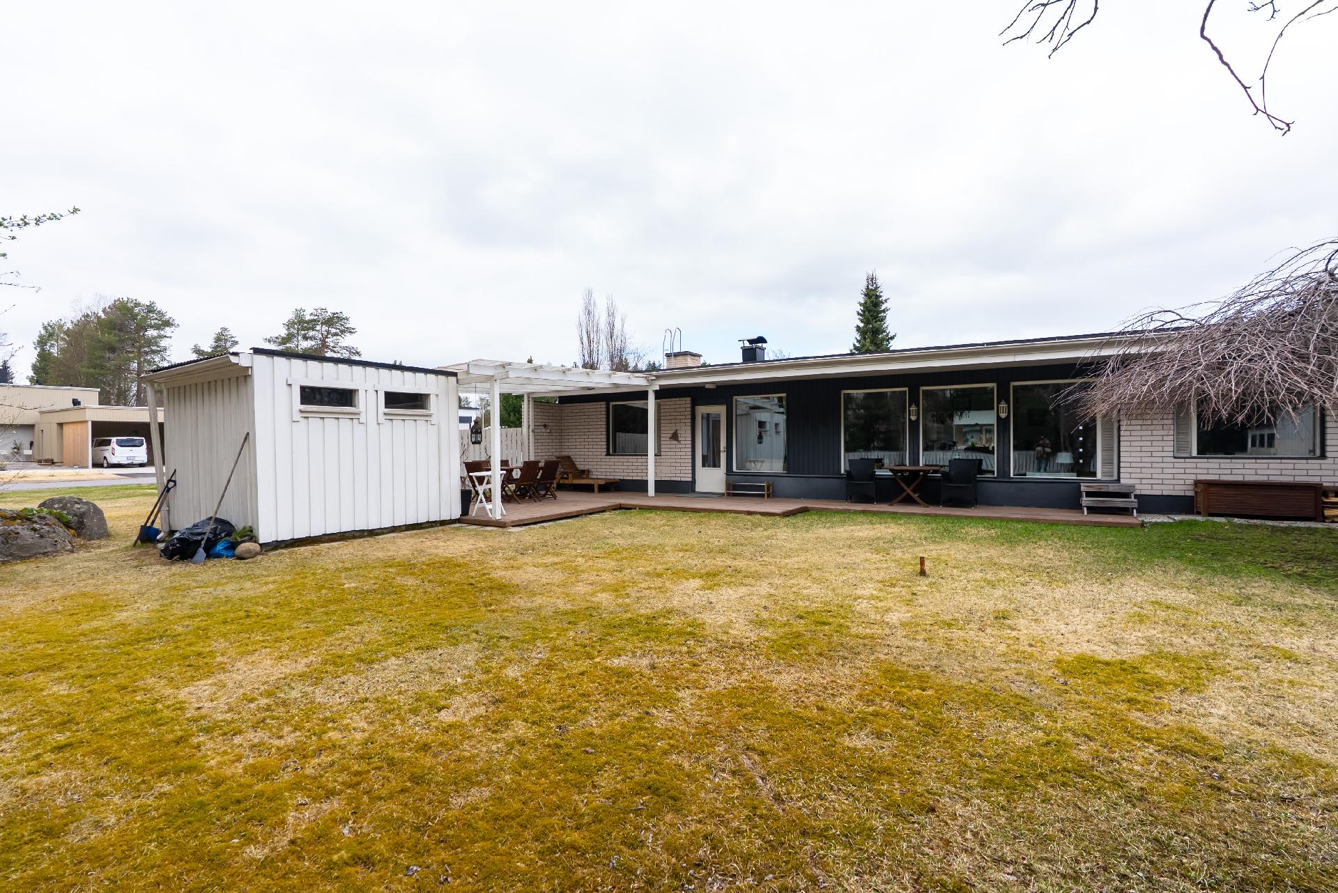 Pihatie 21, Kirkkokangas, Oulu