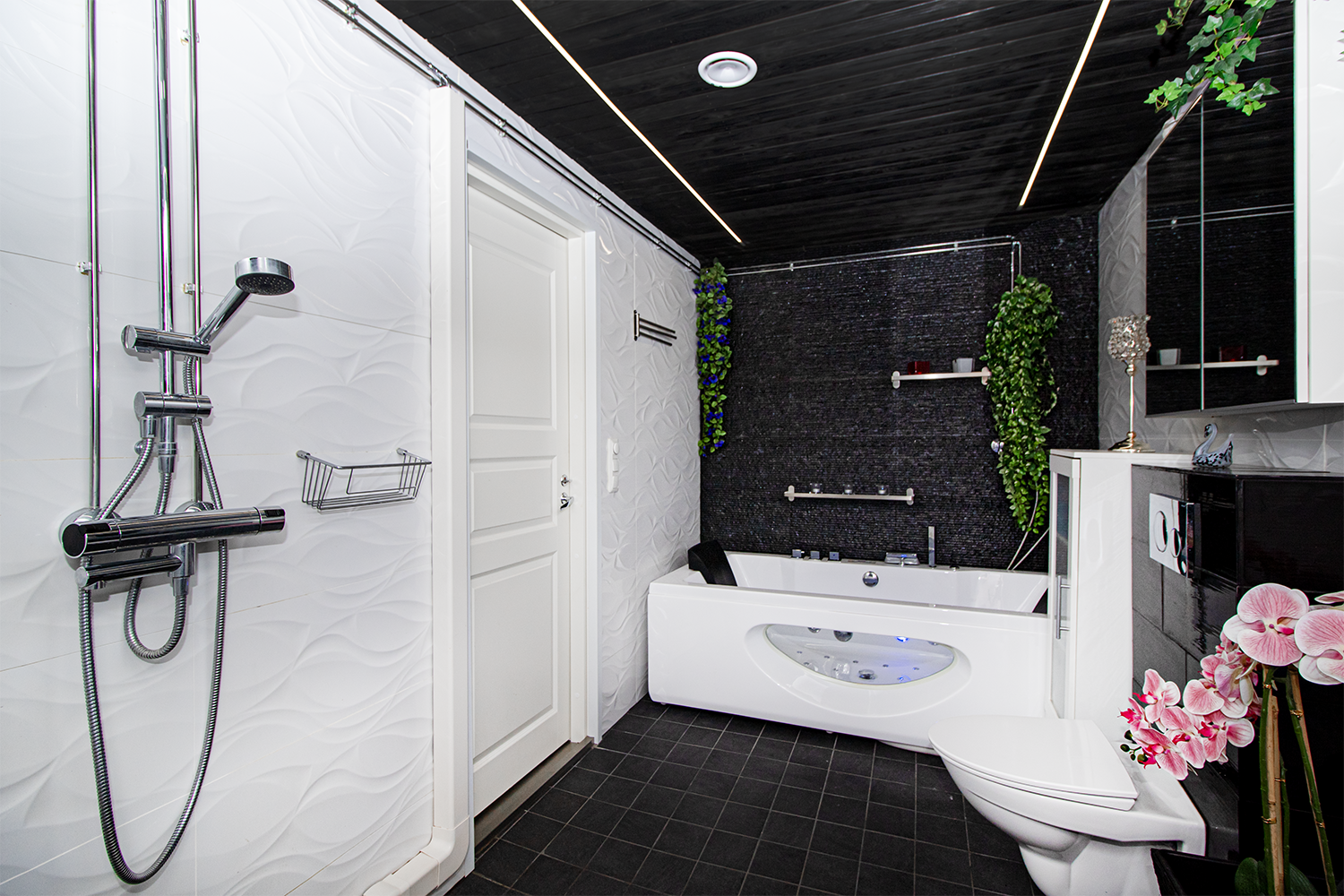 kylpyhuone jossa on poreamme