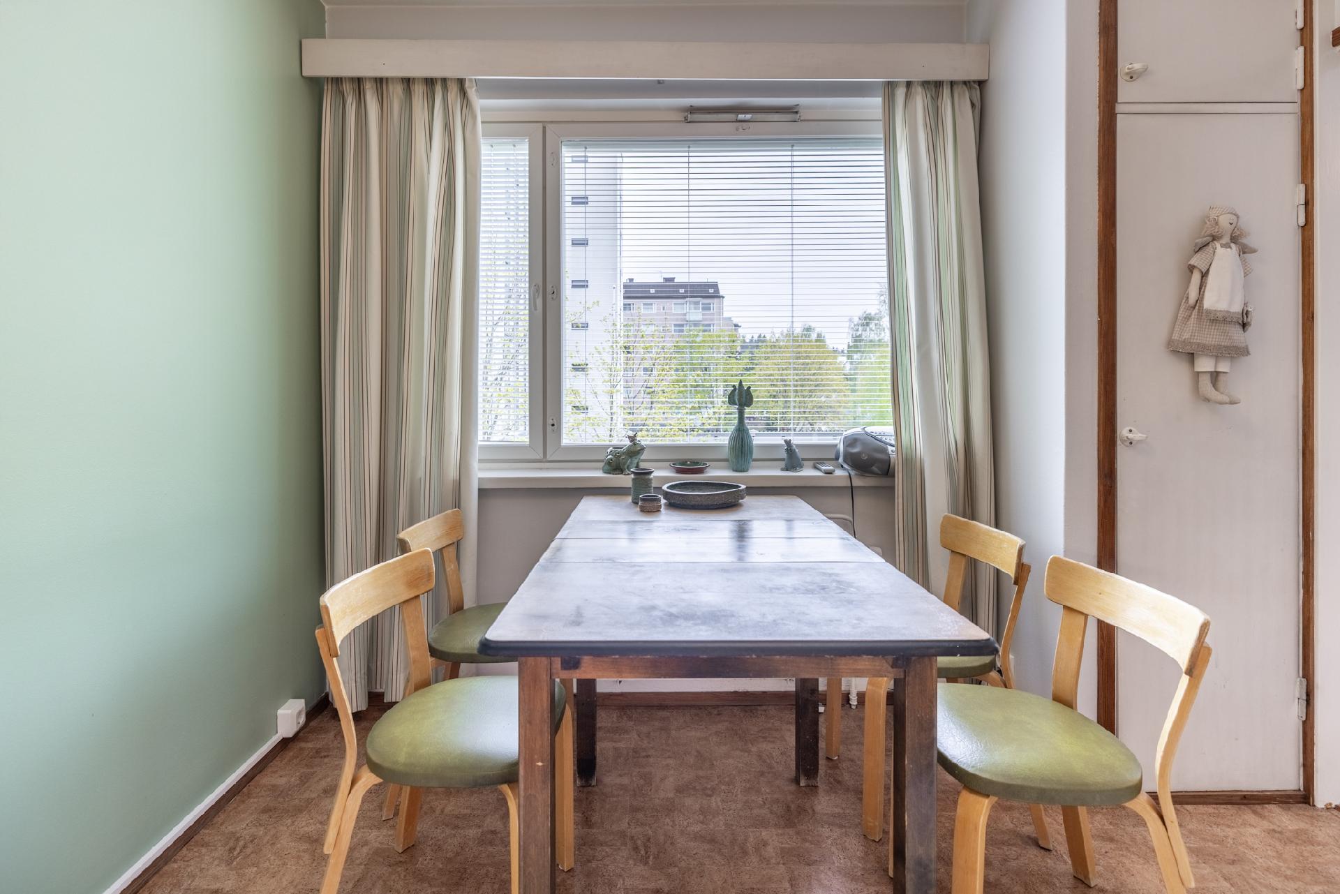 Vesitorninkatu 8, Lehmuskylä, Mikkeli