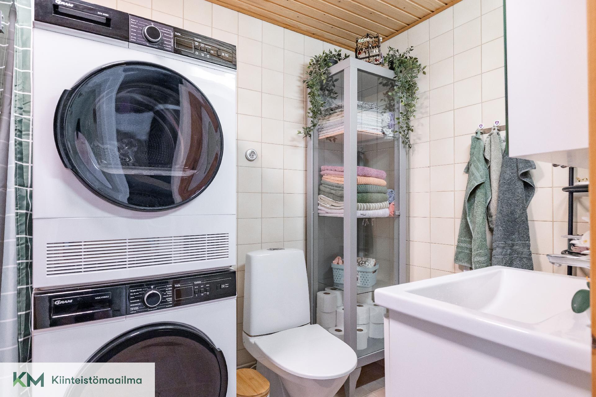 Lossirannantie 2, Hirvikoski, Pyhtää