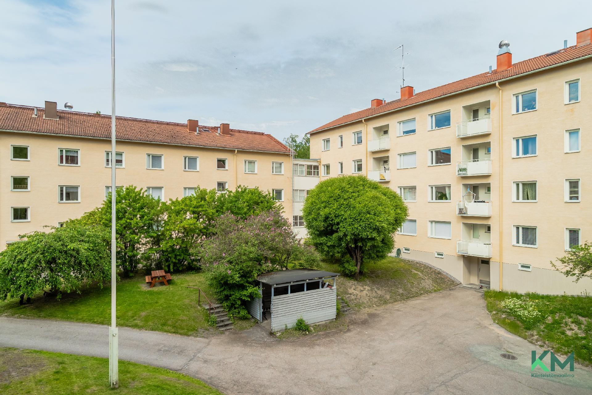 Yhtiön grillauspaikka