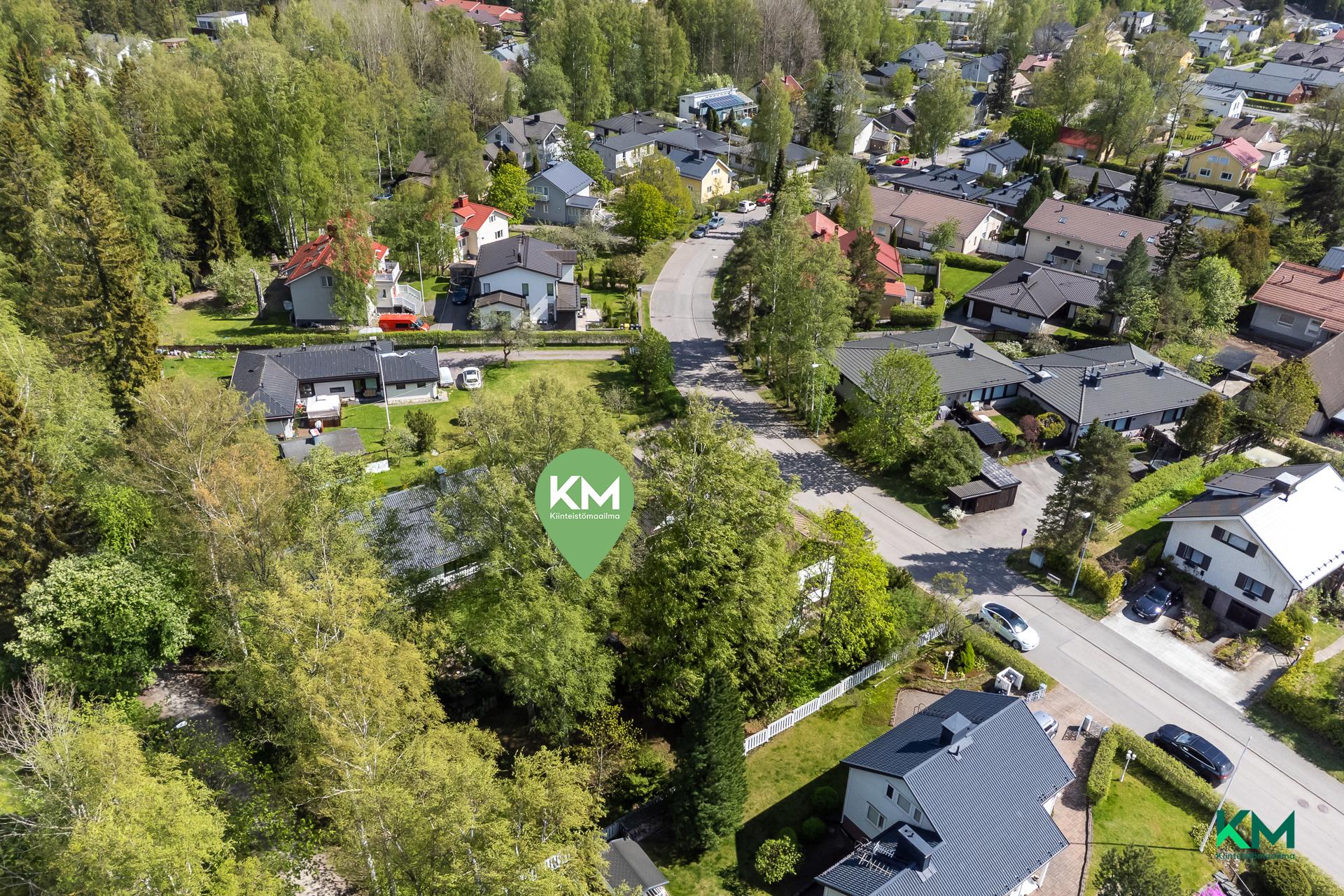Kaskenpolttajantie 35, Paloheinä, Helsinki