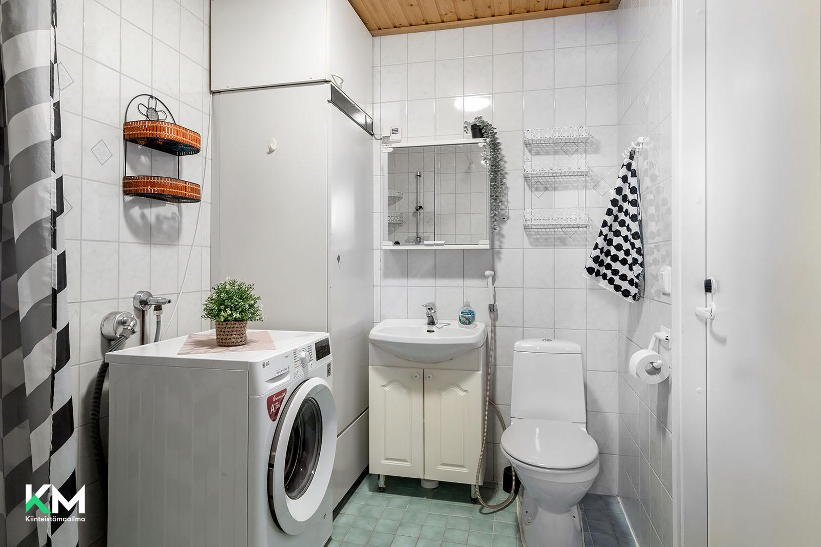 Mustikkatie 17, Jääli, Oulu