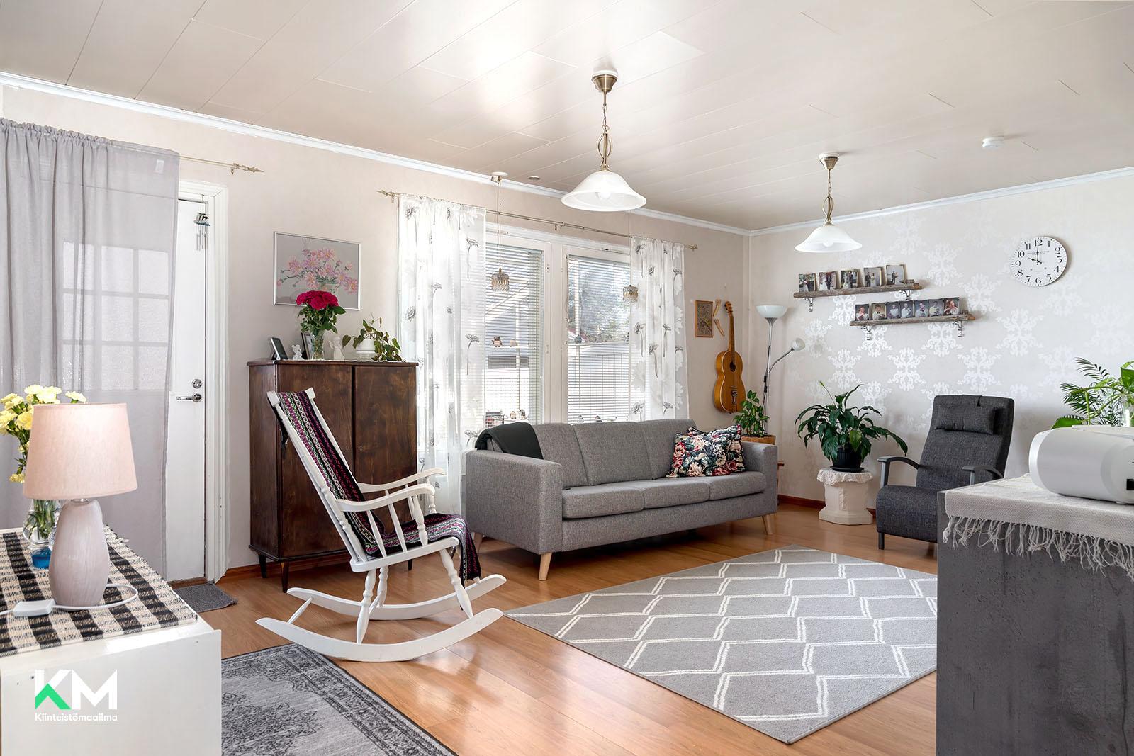 Mustikkatie 17, Jääli, Oulu