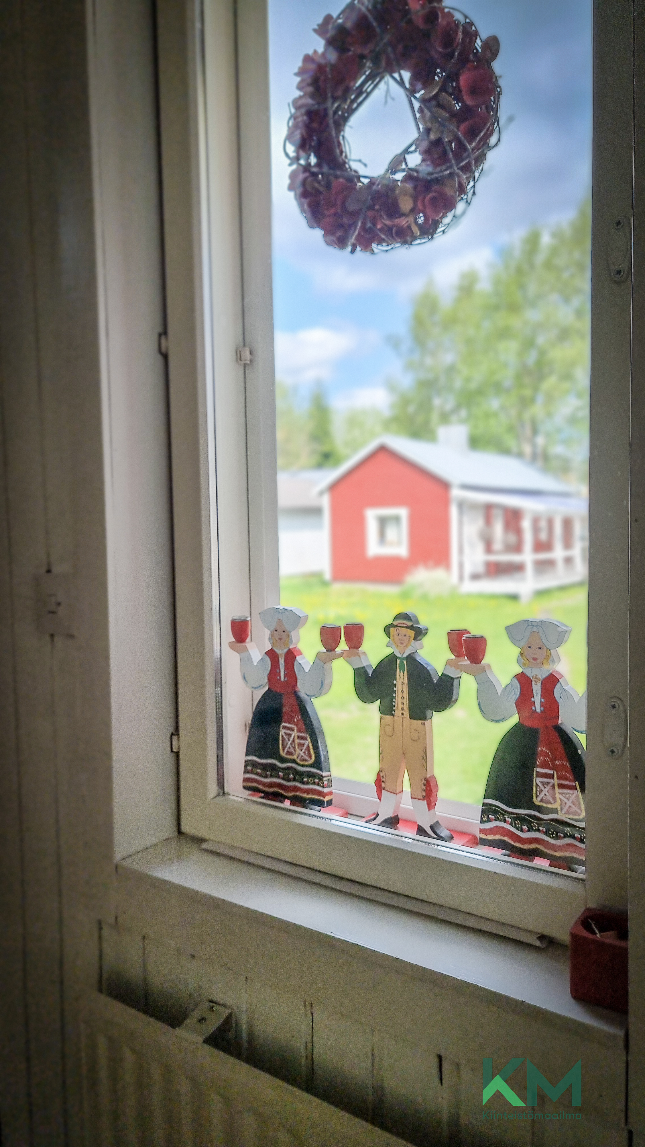 Taidetta ikkunassa